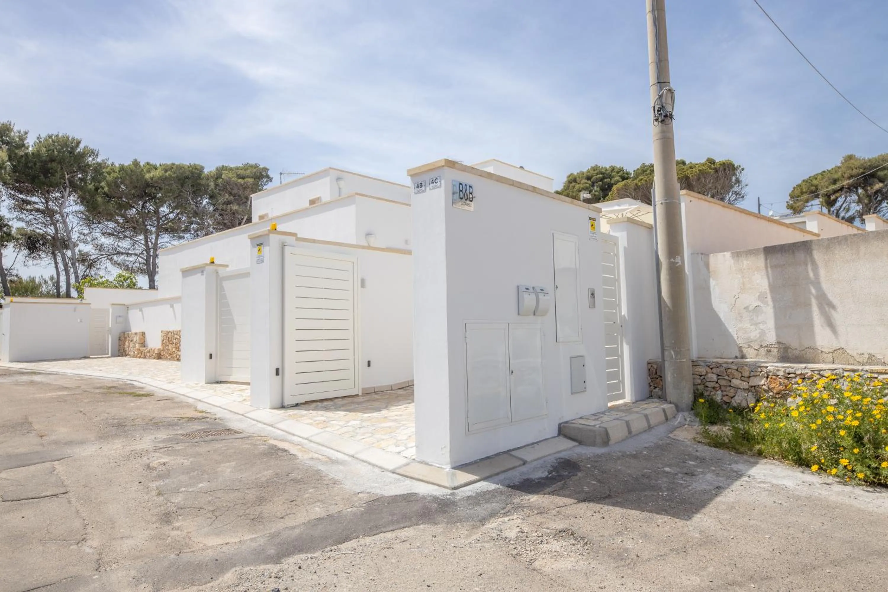 Property building in B&BLeucaineout