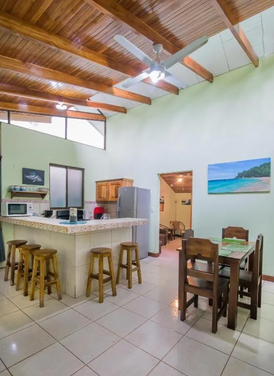 Kitchen or kitchenette in Jungle Beach Hotel Manuel Antonio