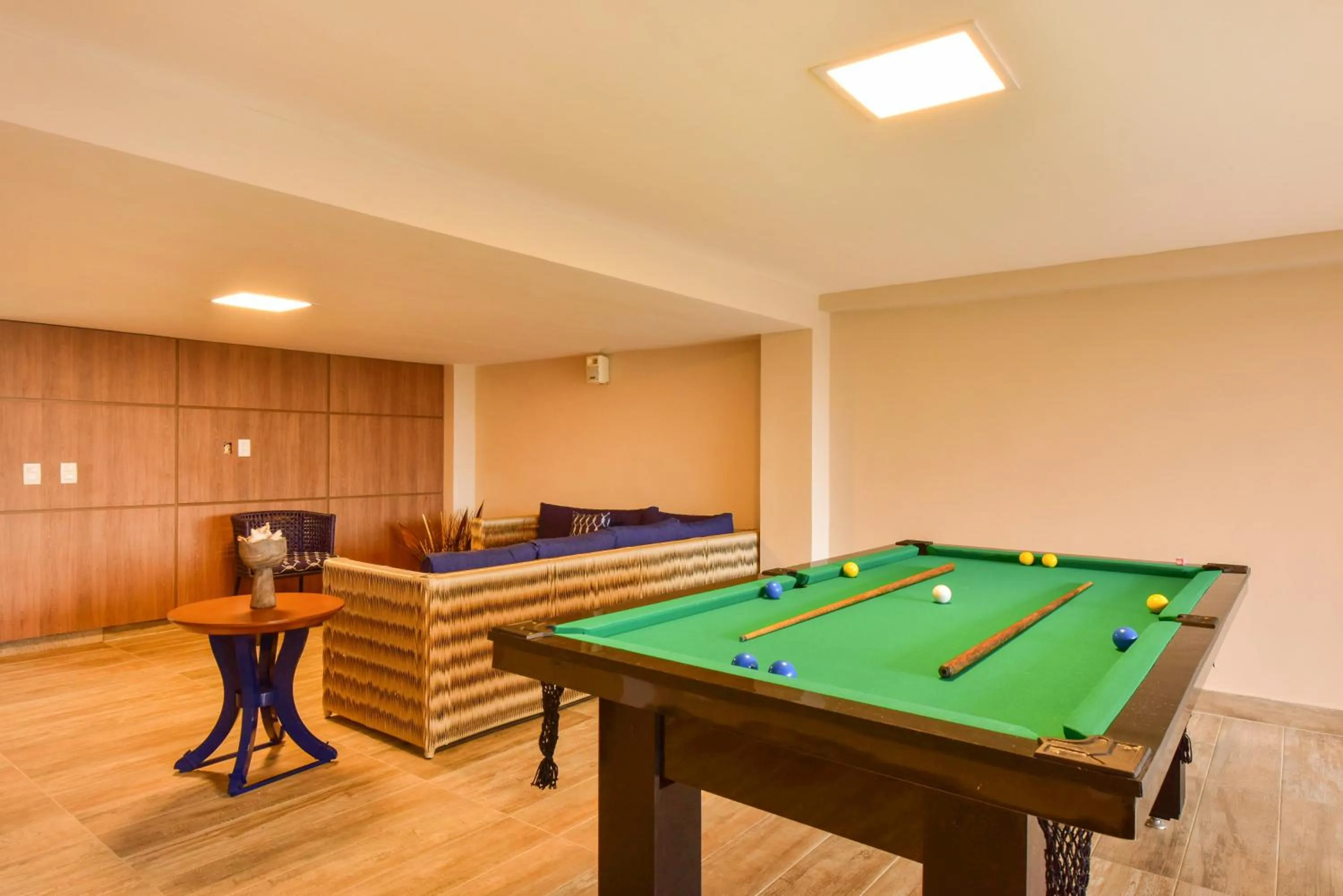 Billiard in Porto das Dunas Boutique Praia Hotel