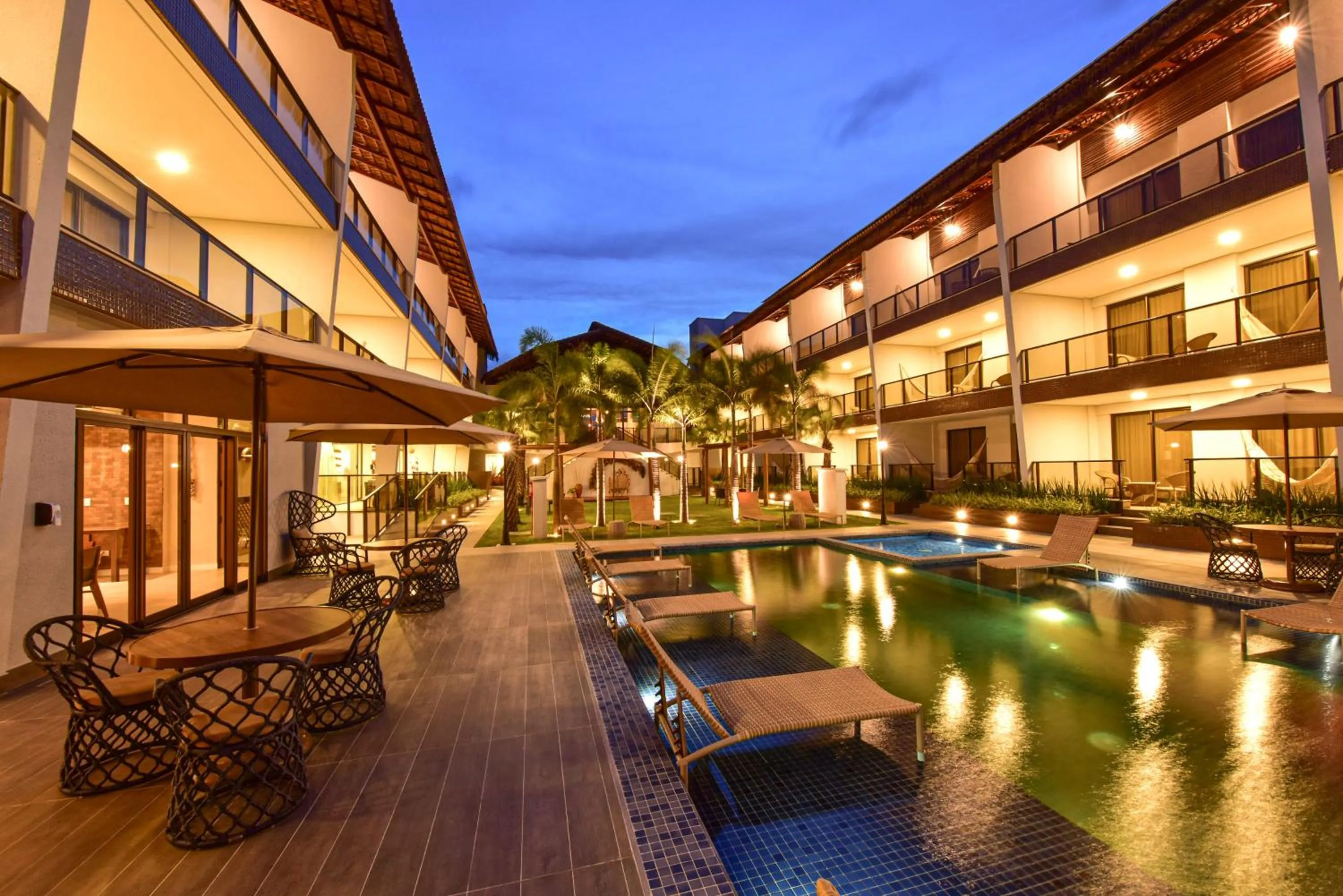 Swimming pool in Porto das Dunas Boutique Praia Hotel