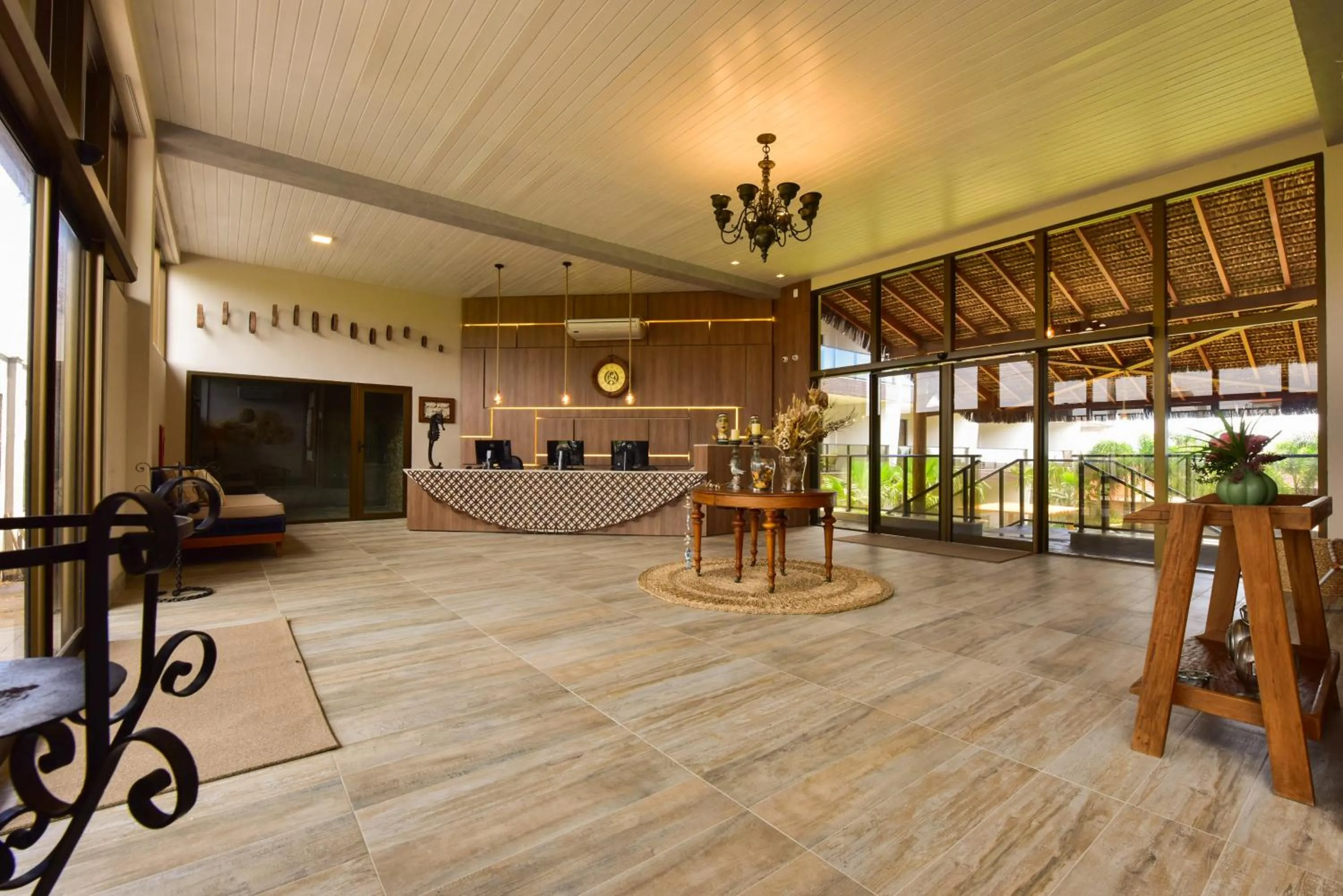 Lobby or reception in Porto das Dunas Boutique Praia Hotel