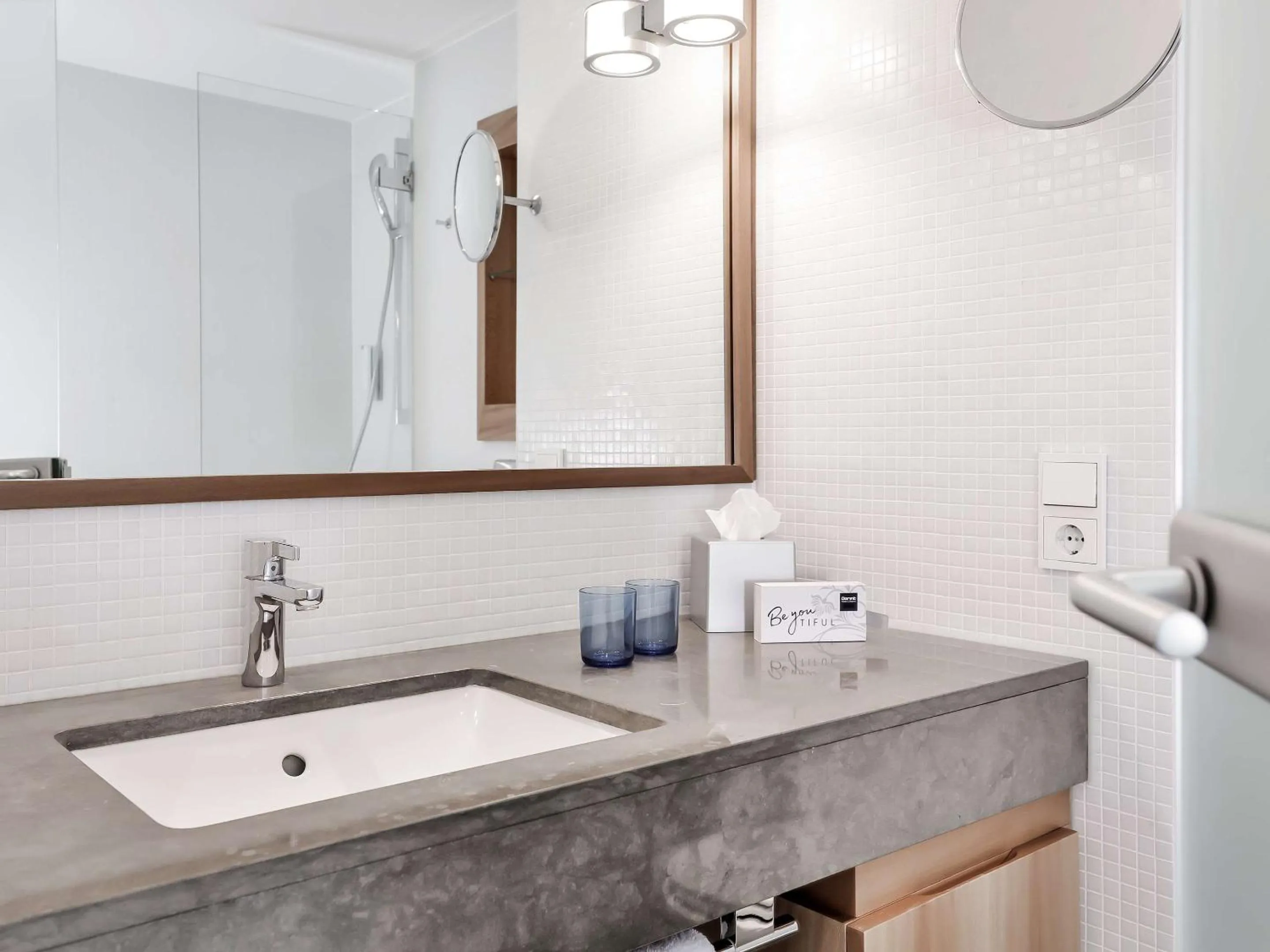 Bathroom in Dorint Hotel Bremen