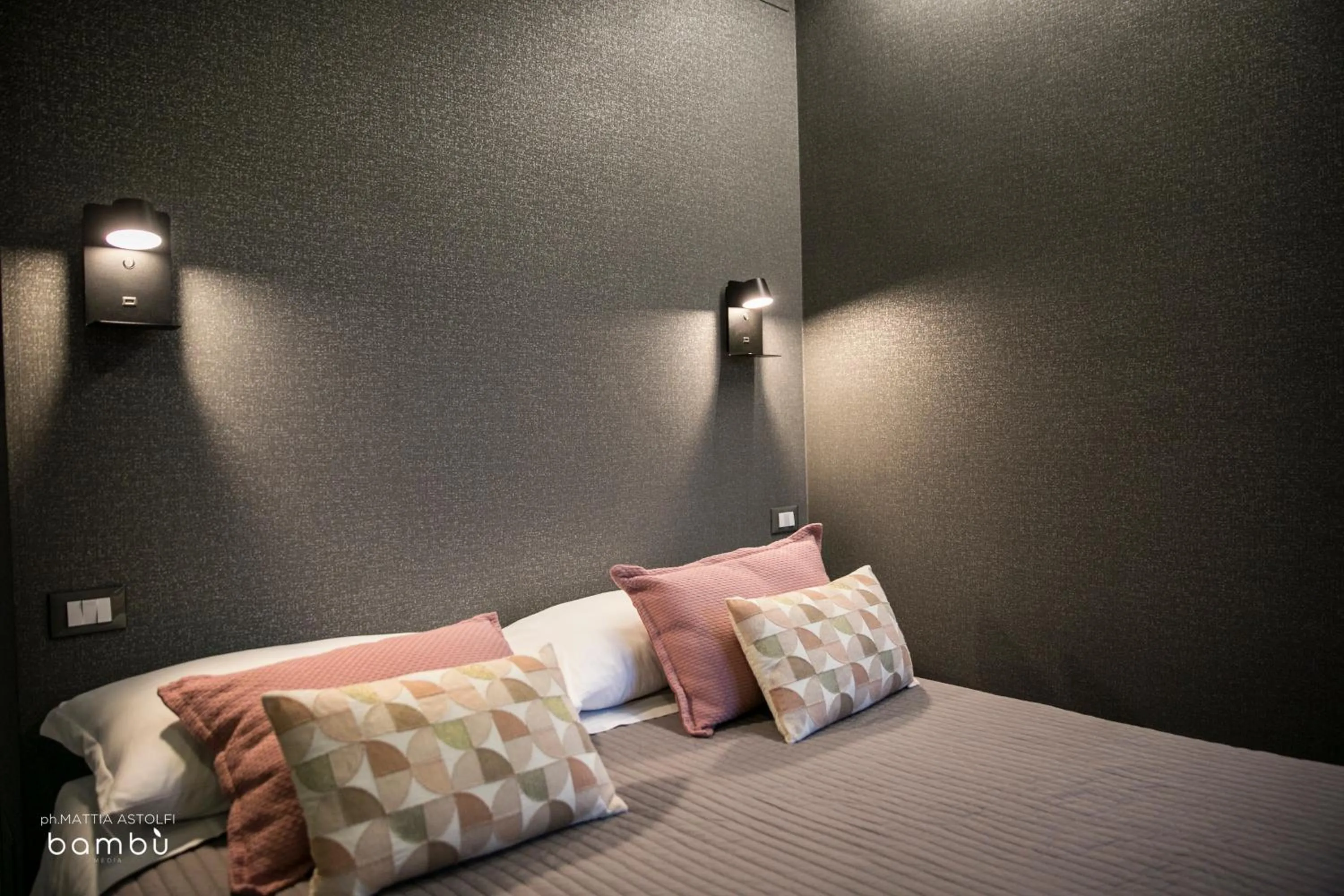 Photo of the whole room, Bed in La Taverna Antica Rooms