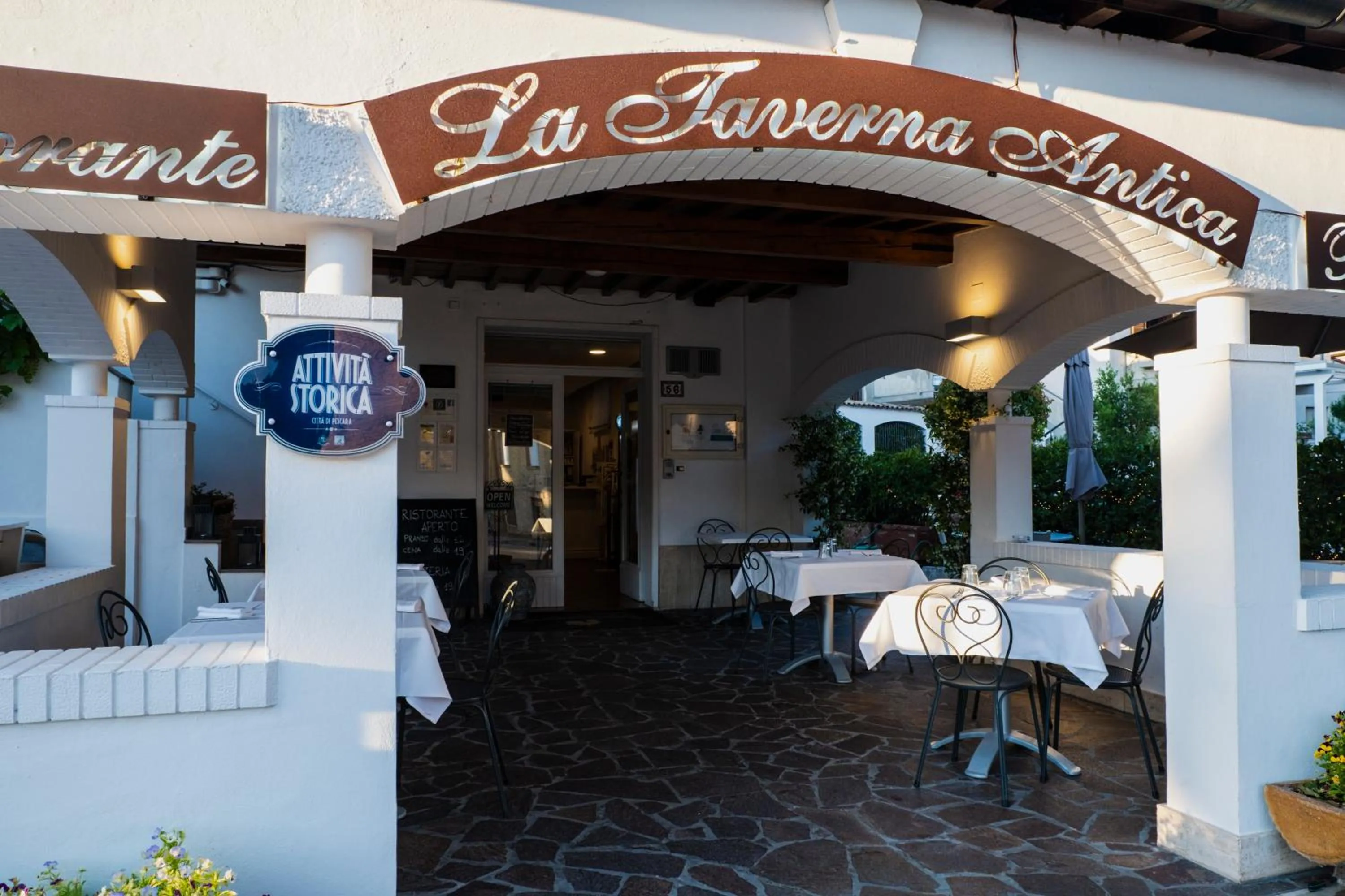 Restaurant/places to eat in La Taverna Antica Rooms