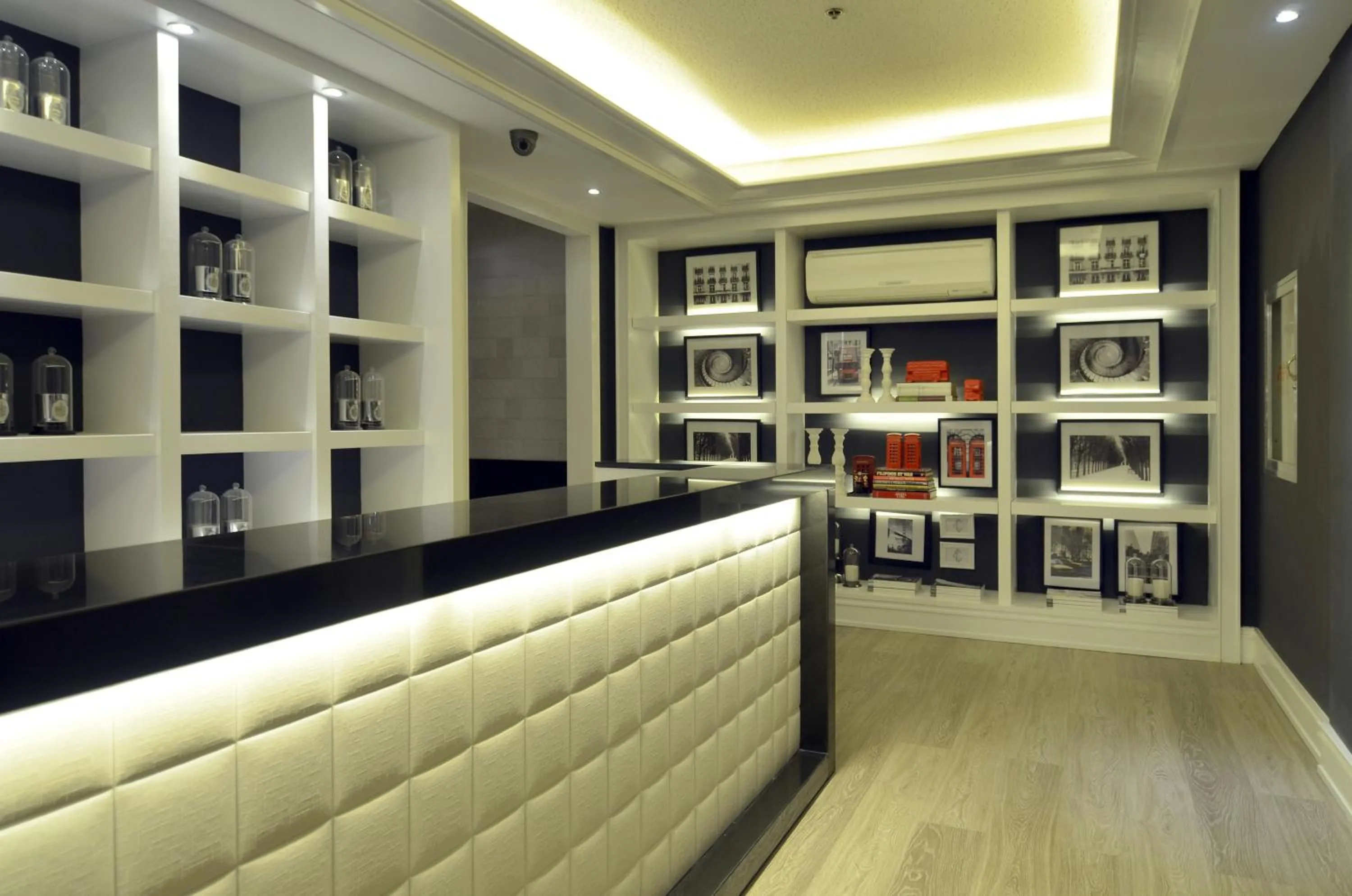 Lobby or reception in Azumi Boutique Hotel