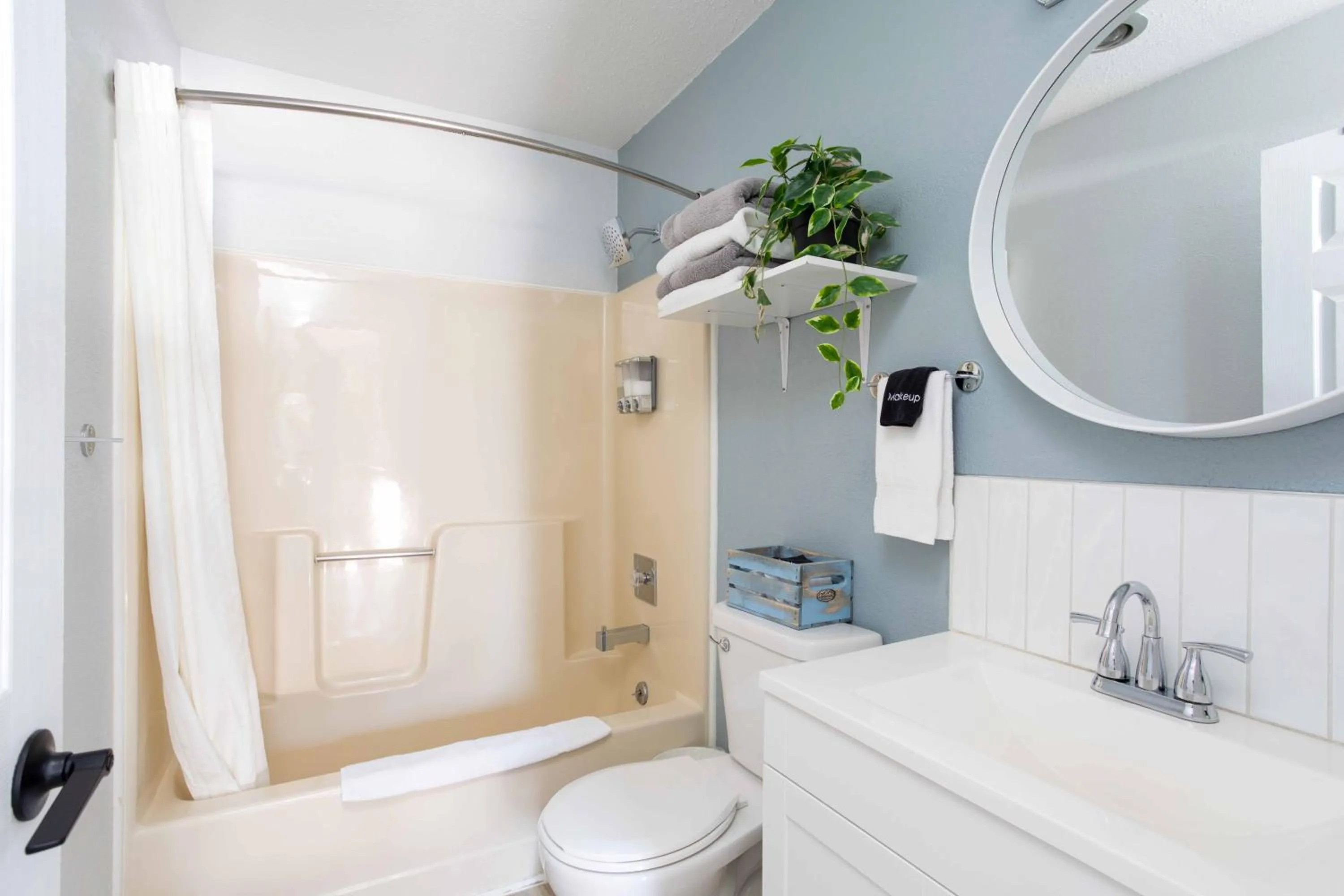 The Valley View Cabins and Event Center