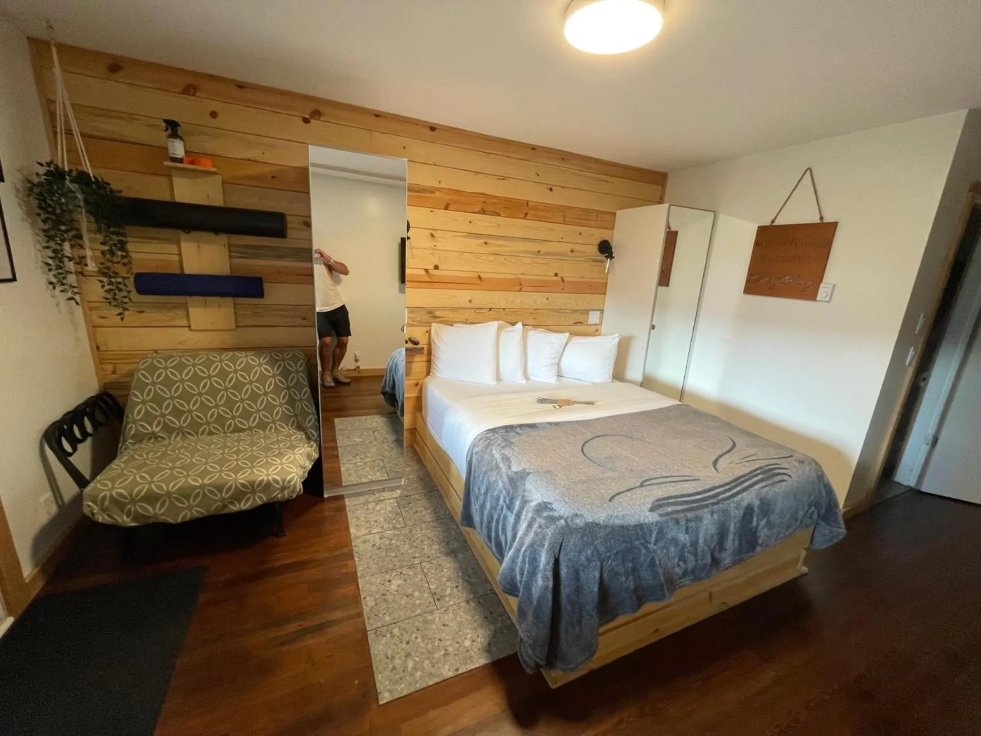 Bed in The Valley View Cabins and Event Center
