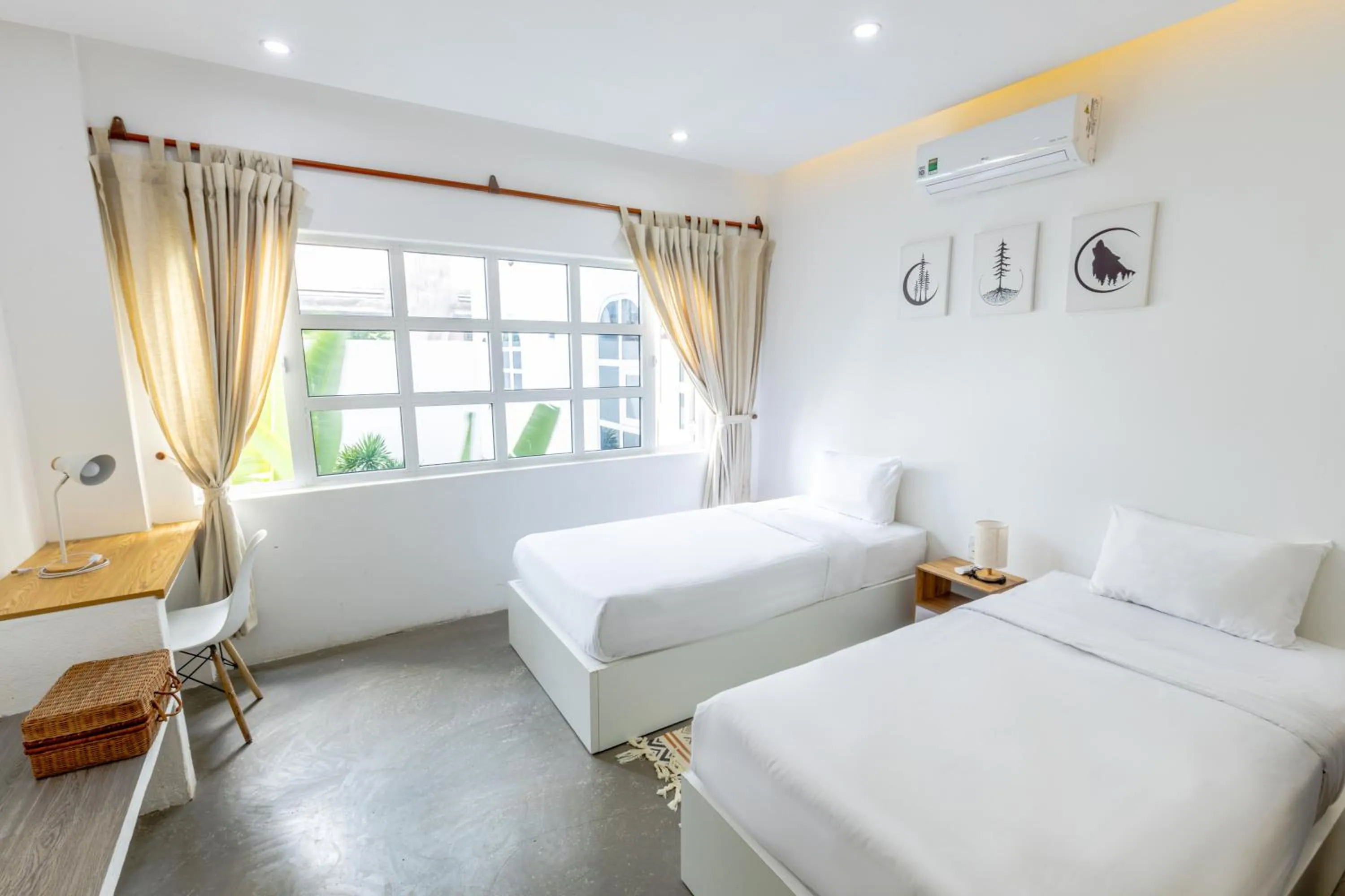 Photo of the whole room, Bed in LaDa's House Da Nang