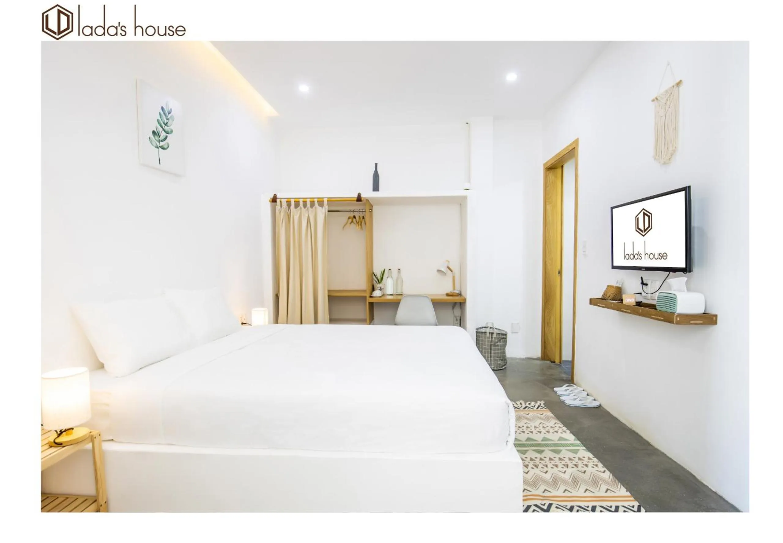 Bed in LaDa's House Da Nang