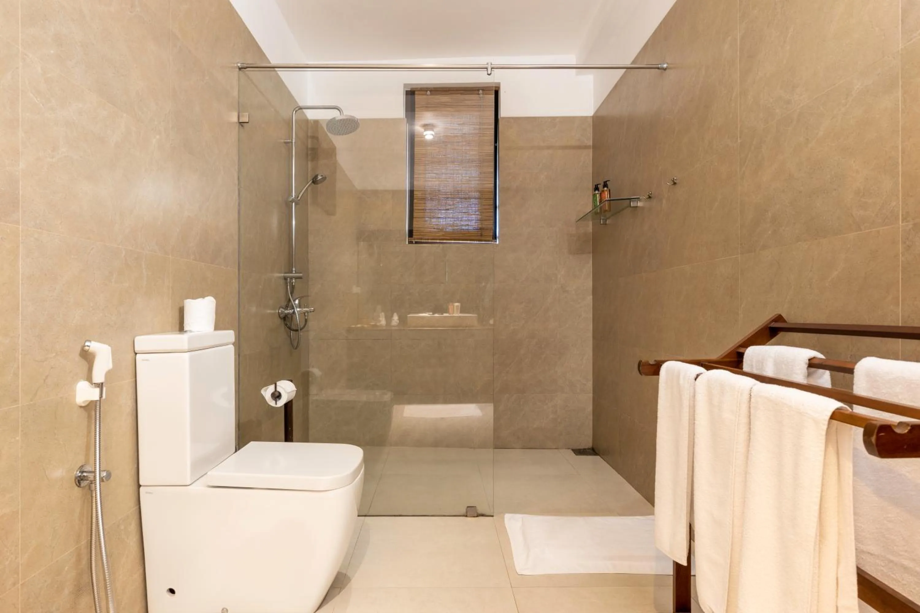 Toilet in Parangi Weligama Bay - Thema Collection