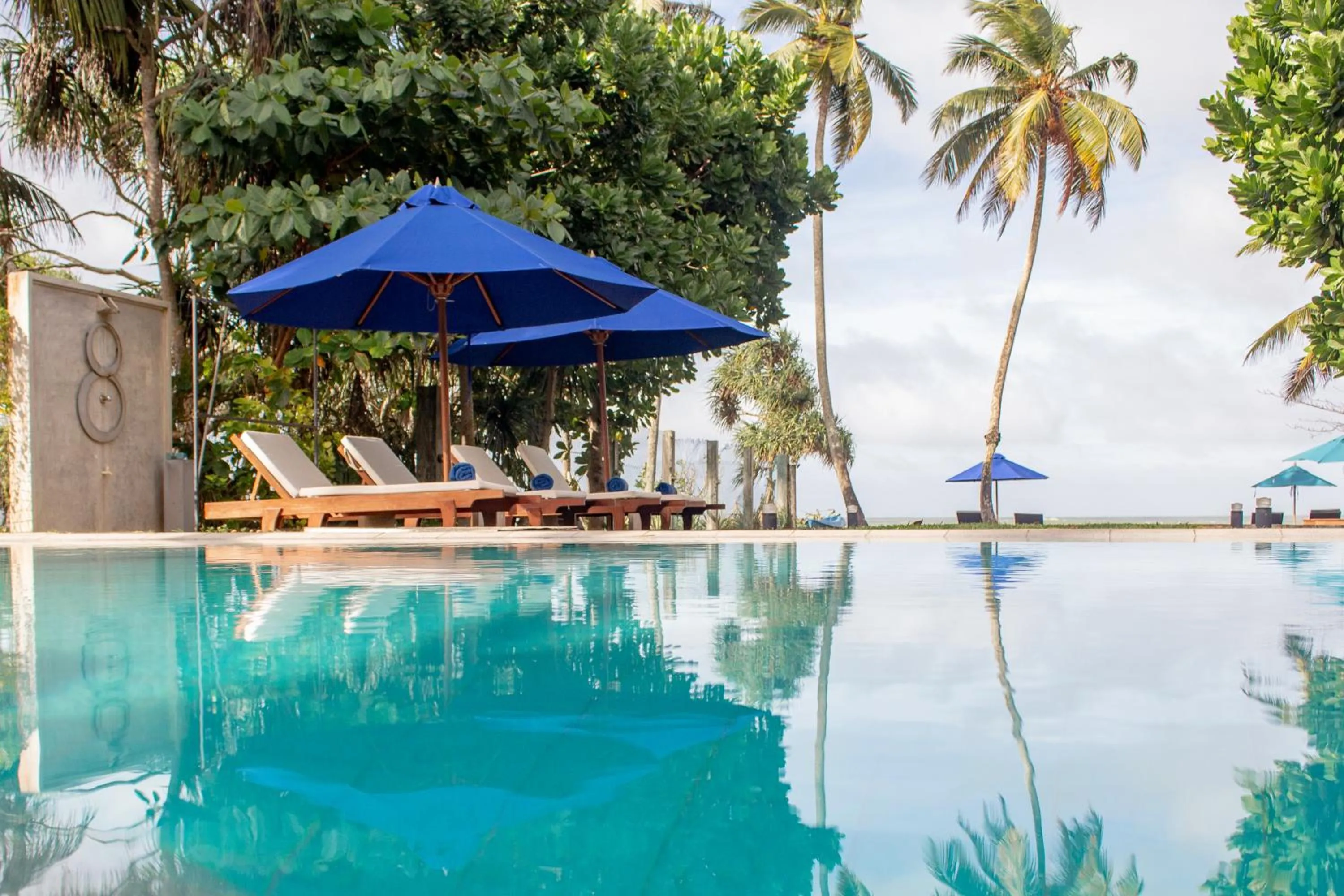 Swimming pool in Parangi Weligama Bay - Thema Collection