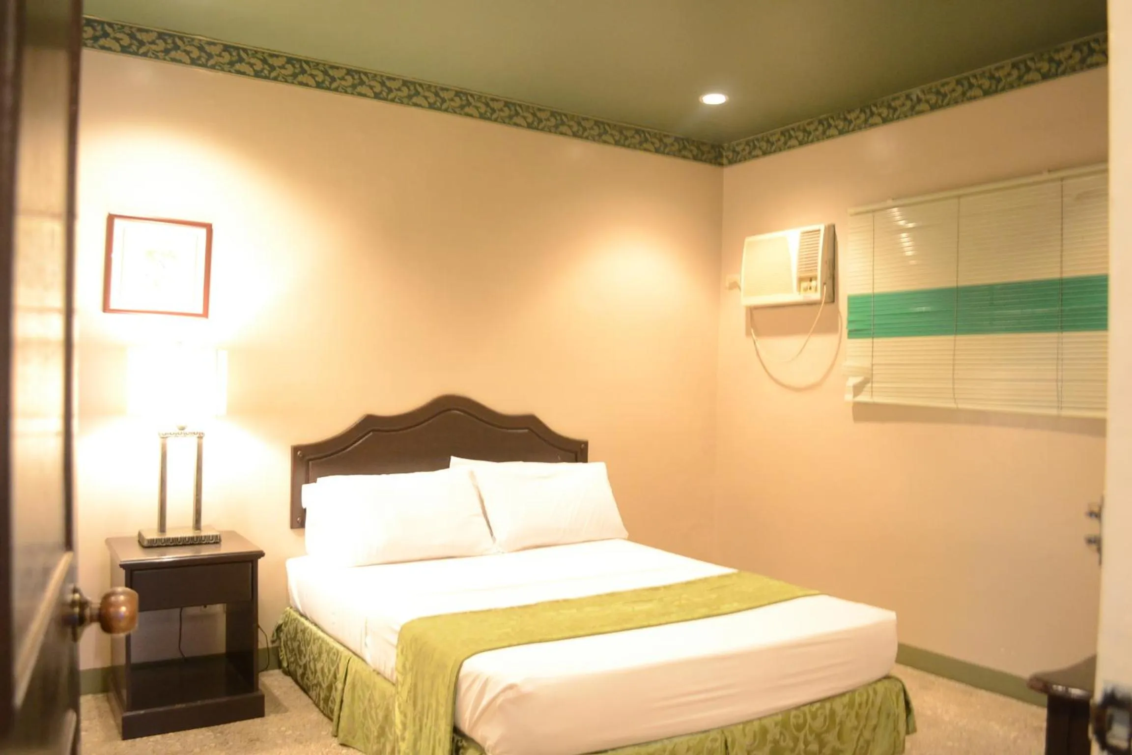 Photo of the whole room, Bed in DM Residente Villas