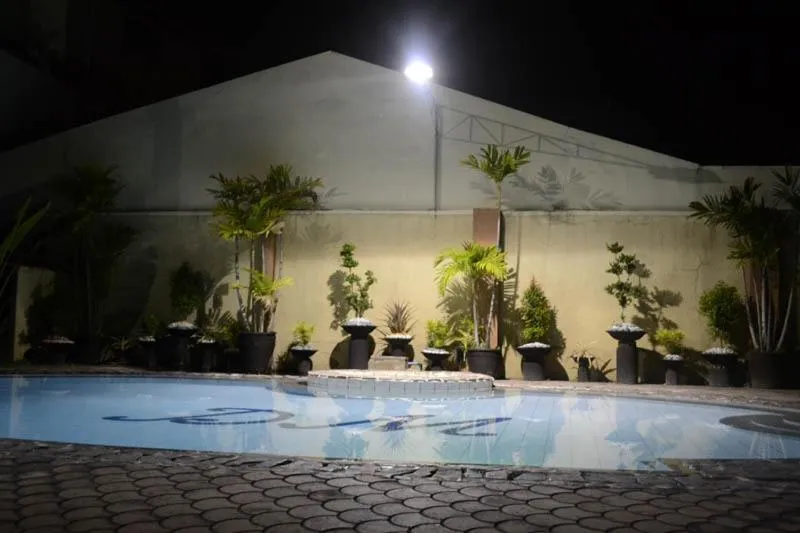 Night in DM Residente Villas