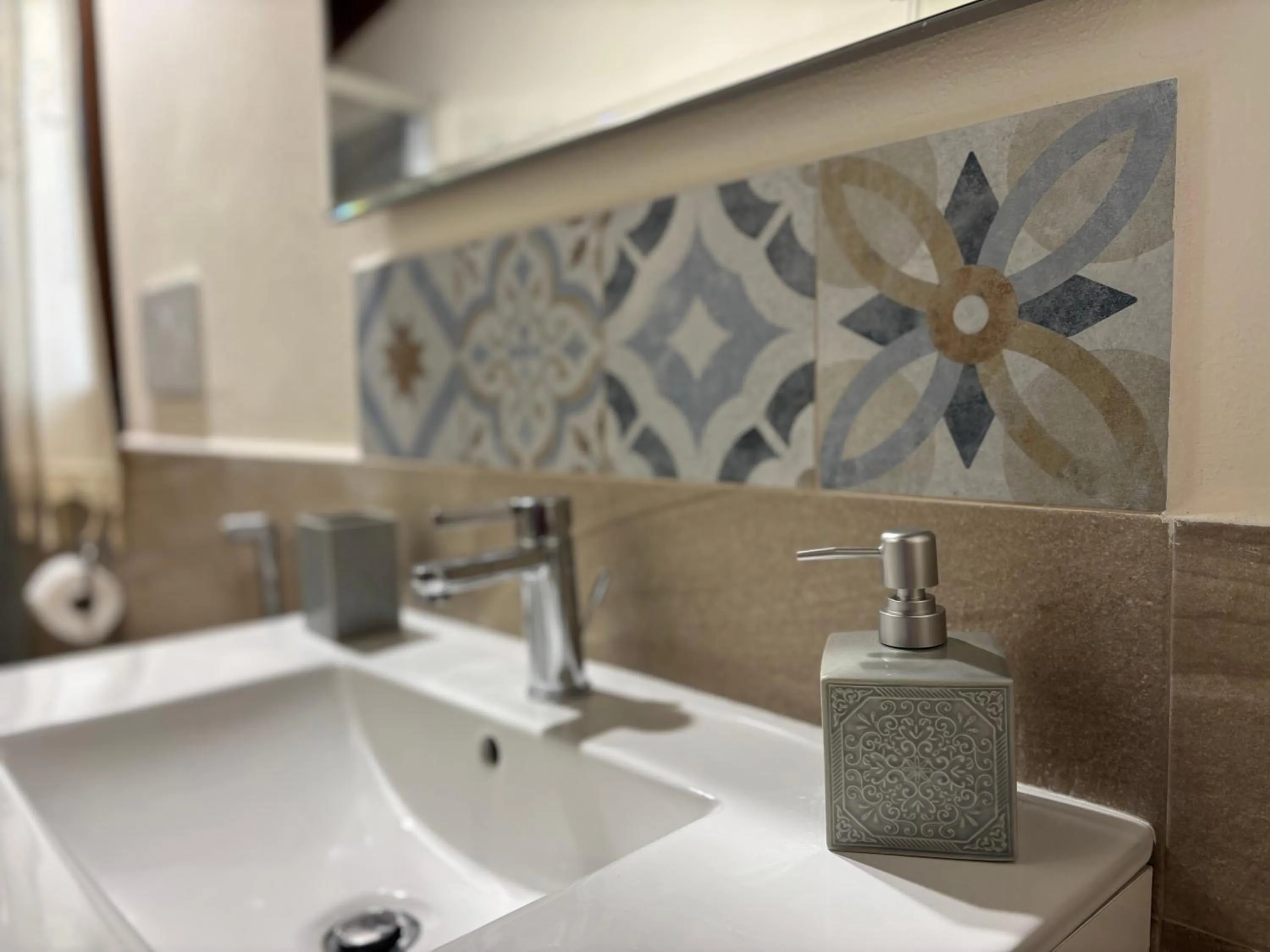 Bathroom in La Botte e il Vino Rooms