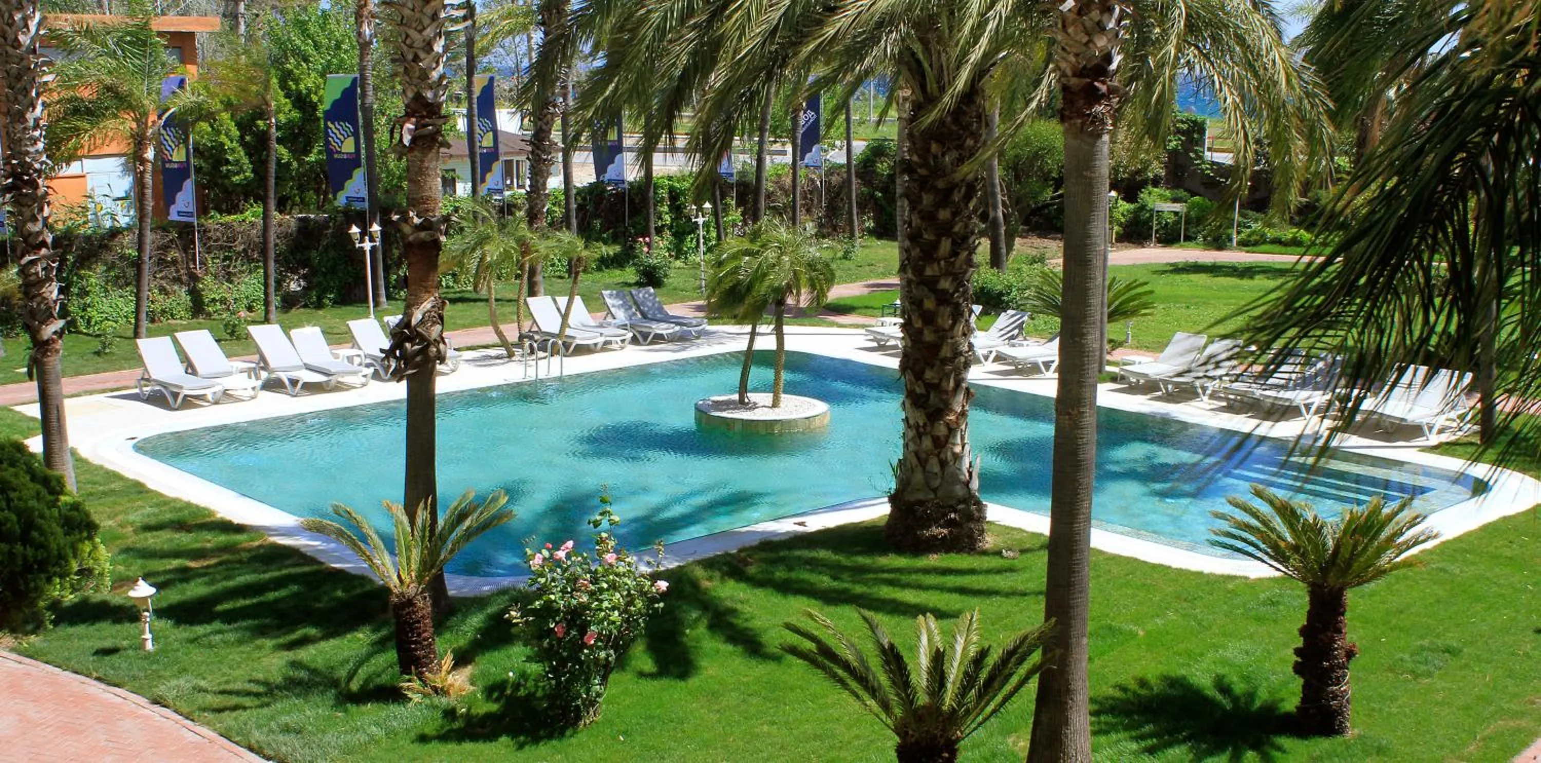 Pool view in Presa Di Finica Hotel