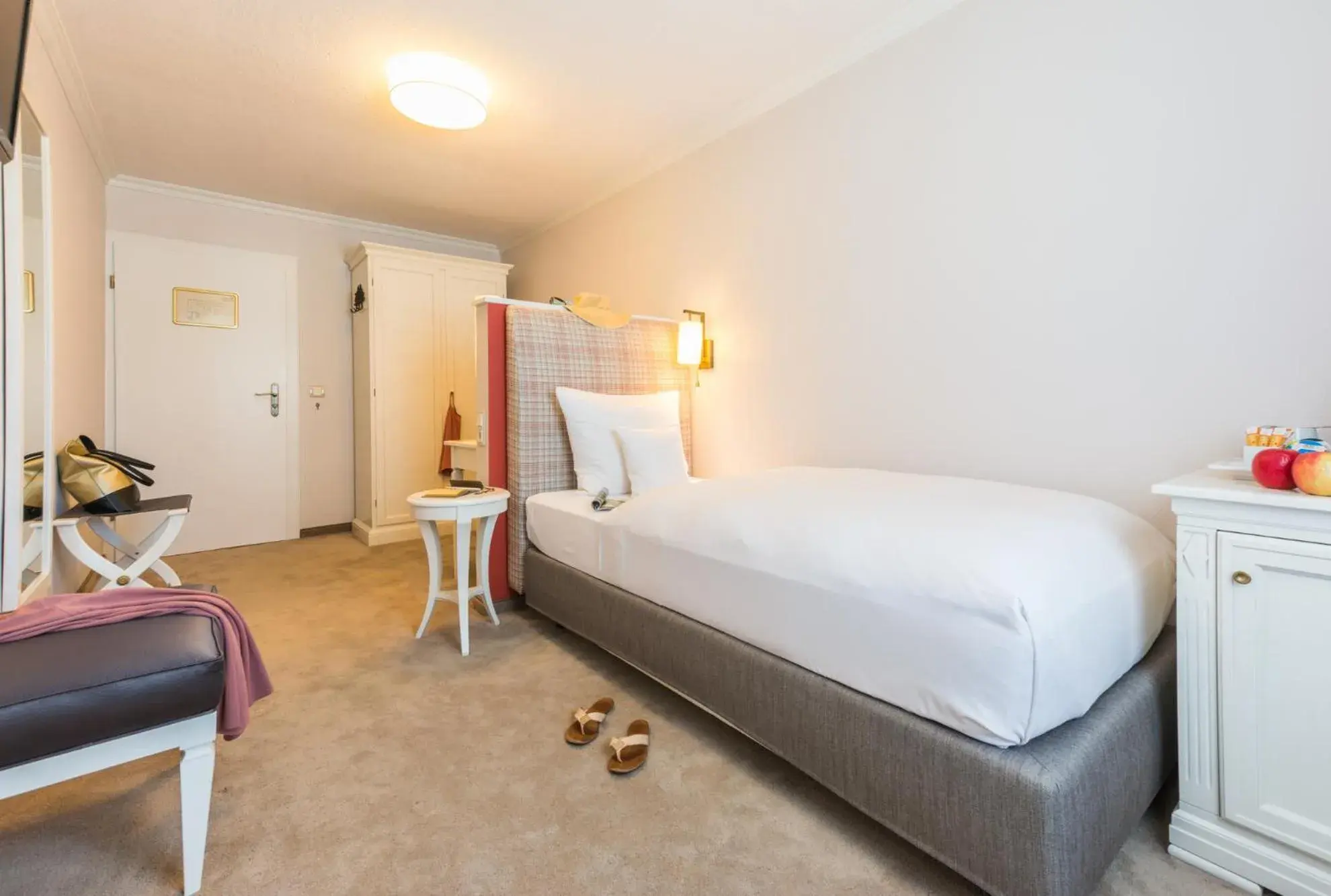 Standard Single Room in Lohmann's Romantik Hotel Gravenberg Standard Single Room in Lohmann's Romantik Hotel Gravenberg