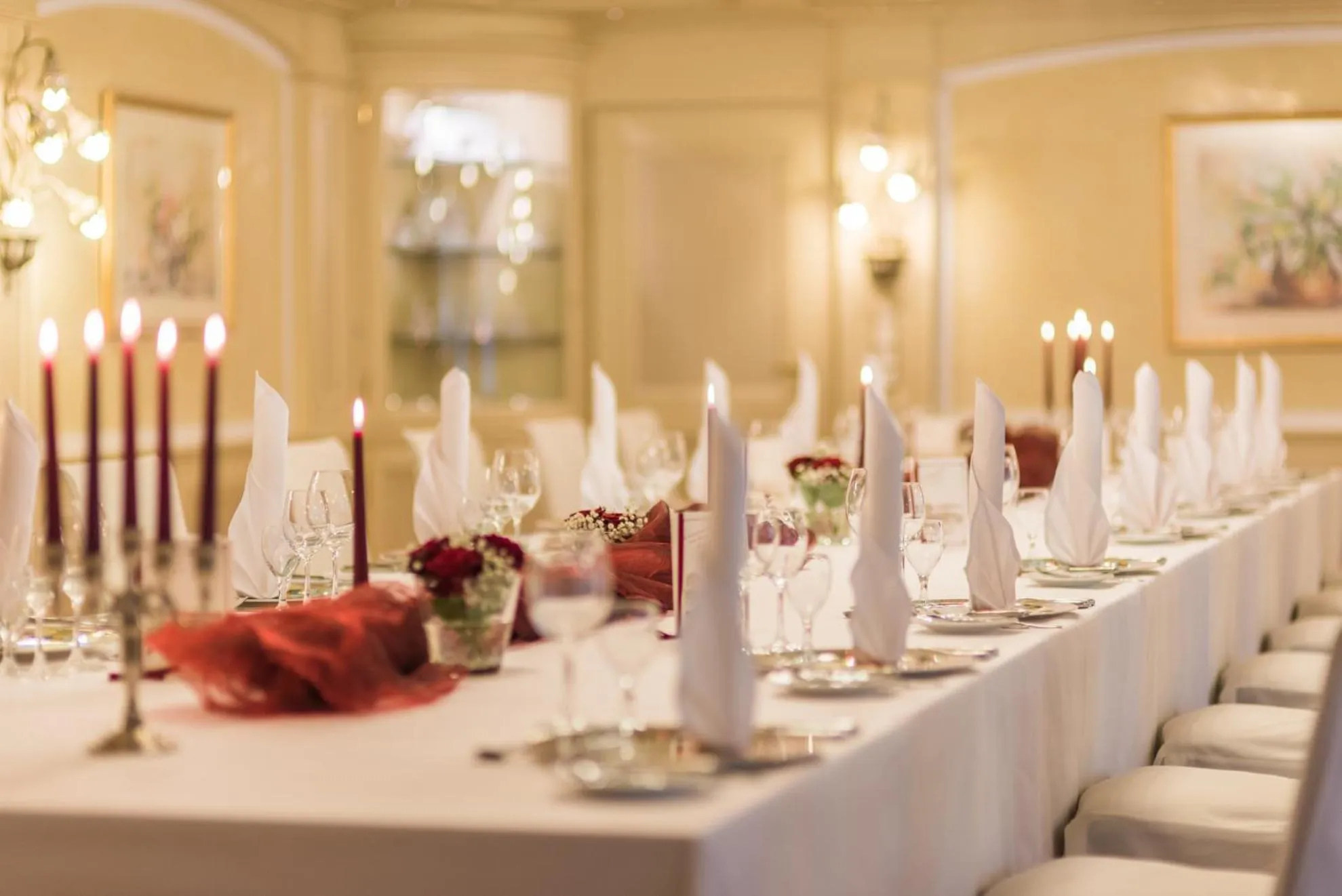 Restaurant/places to eat in Lohmann's Romantik Hotel Gravenberg