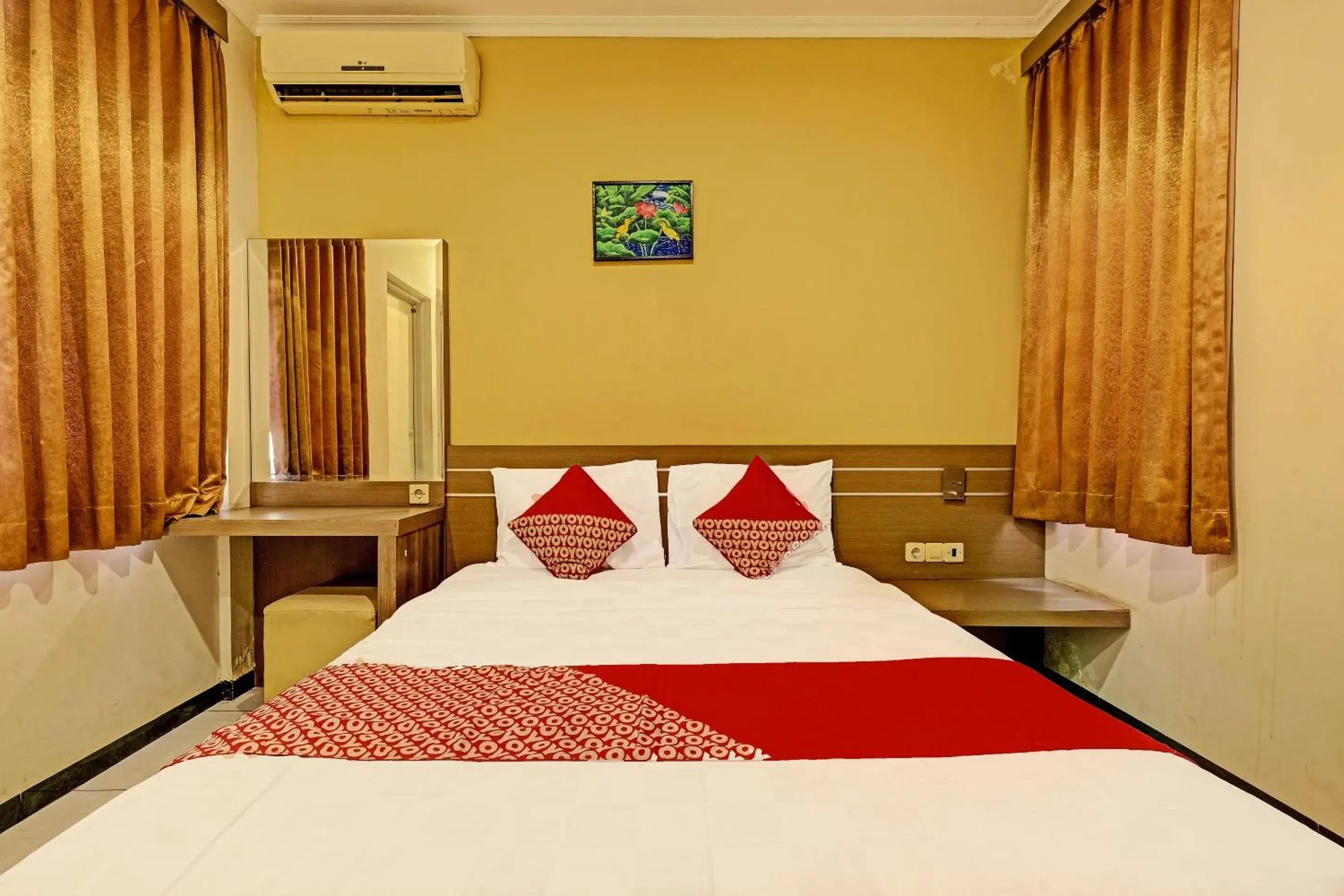 Deluxe Double Room in Hotel O Sky Guesthouse Deluxe Double Room in Hotel O Sky Guesthouse