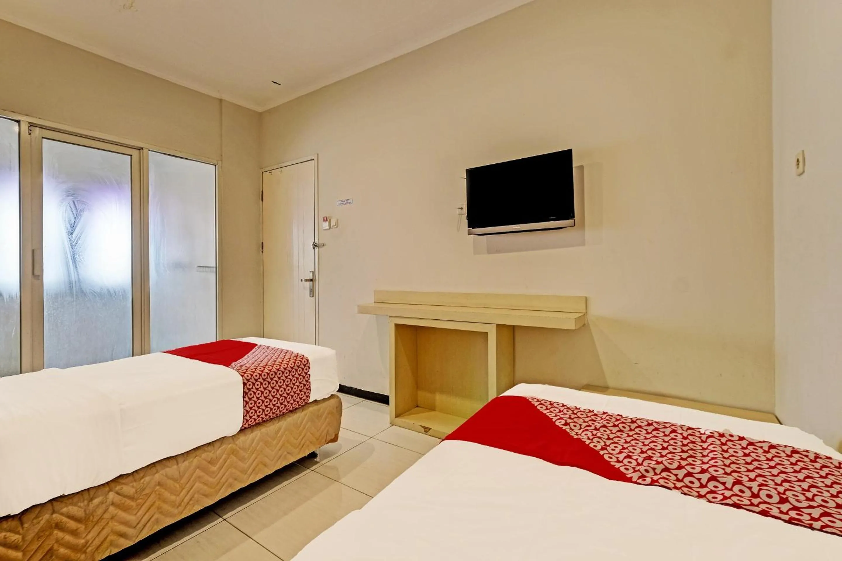 Bedroom, Bed in Hotel O Sky Guesthouse