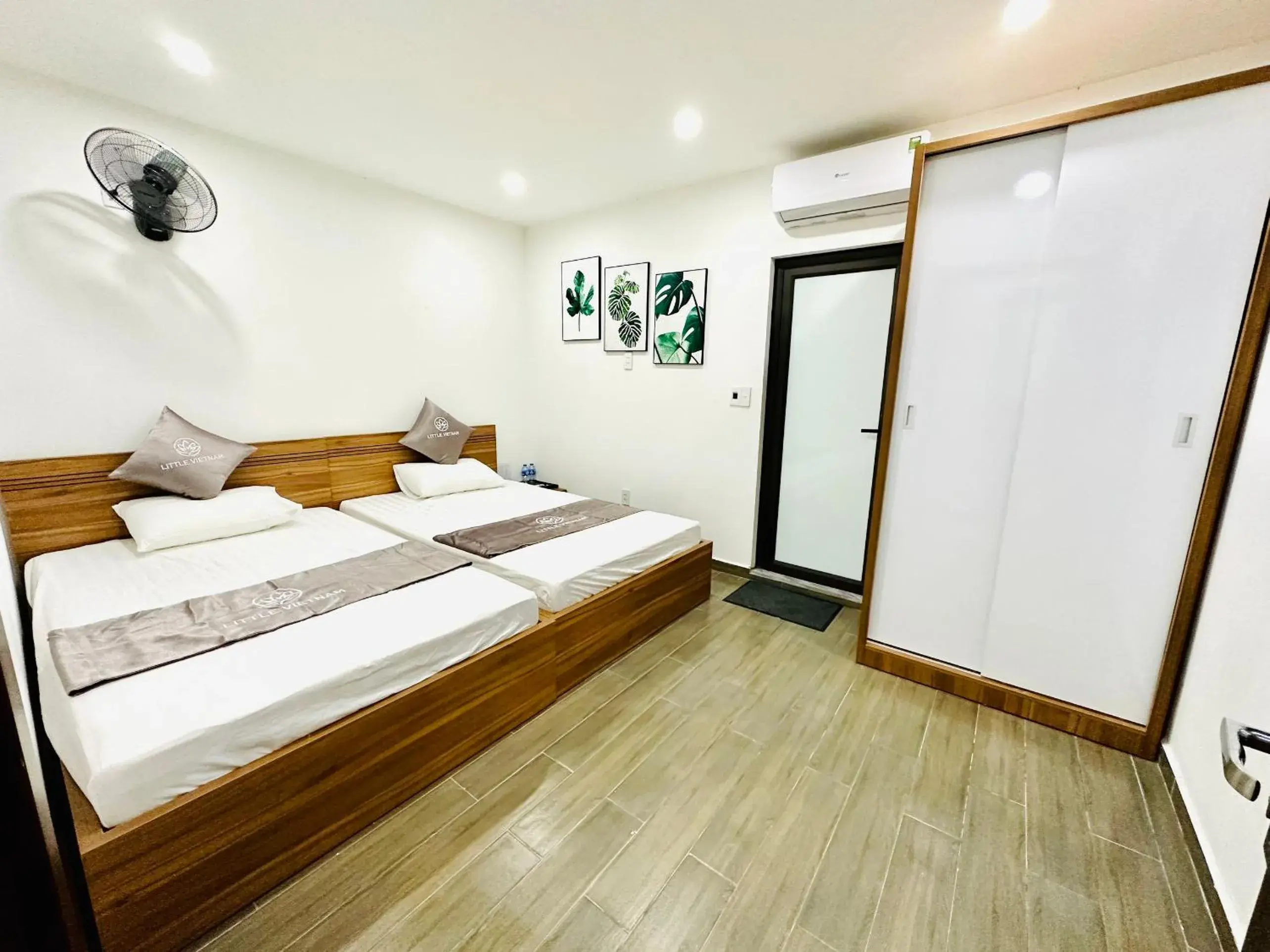 Economy Twin Room in Little Vietnam Hotel - Cát Bà Economy Twin Room in Little Vietnam Hotel - Cát Bà