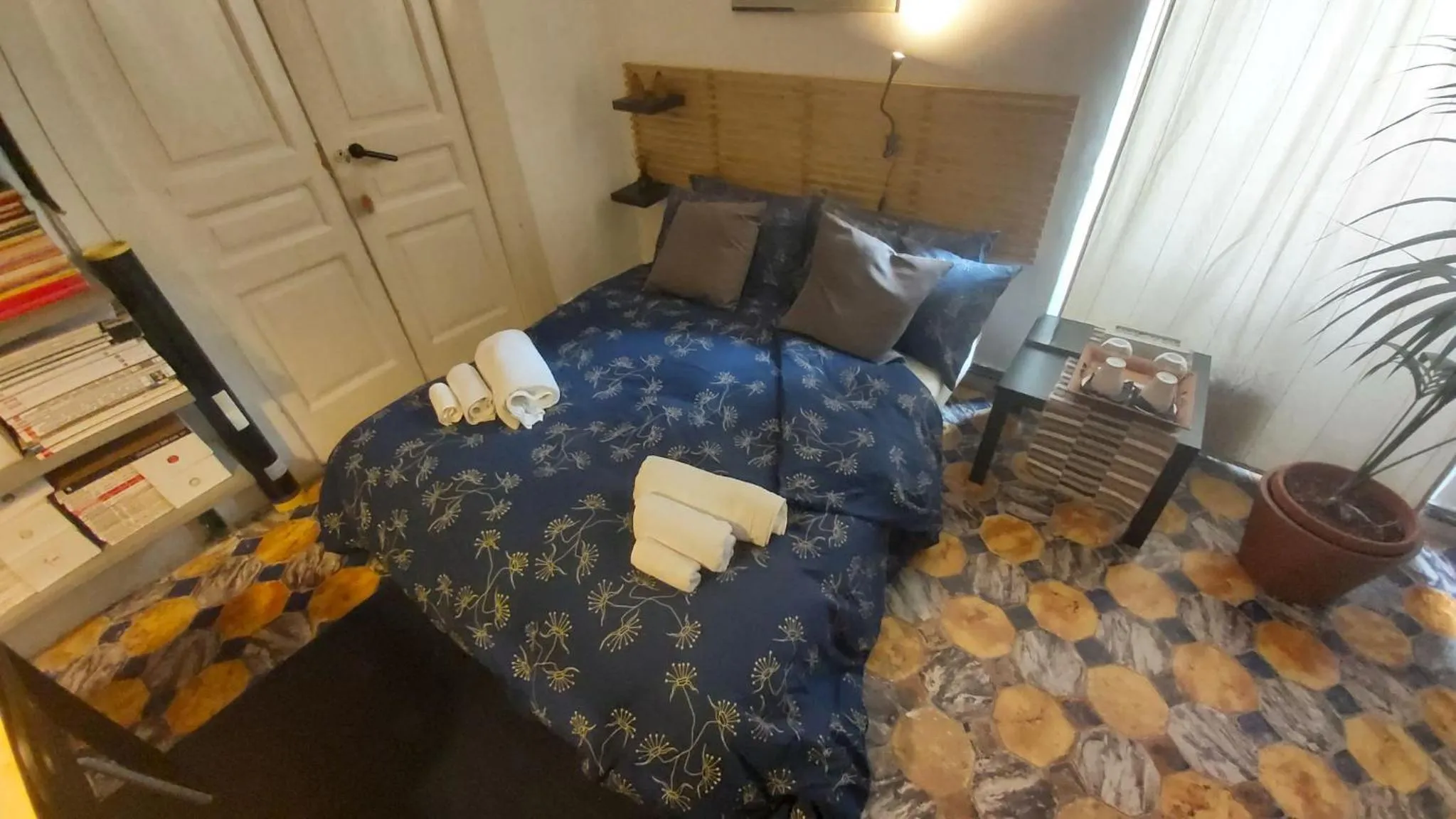 Bedroom, Bed in dimora aganoor business suite