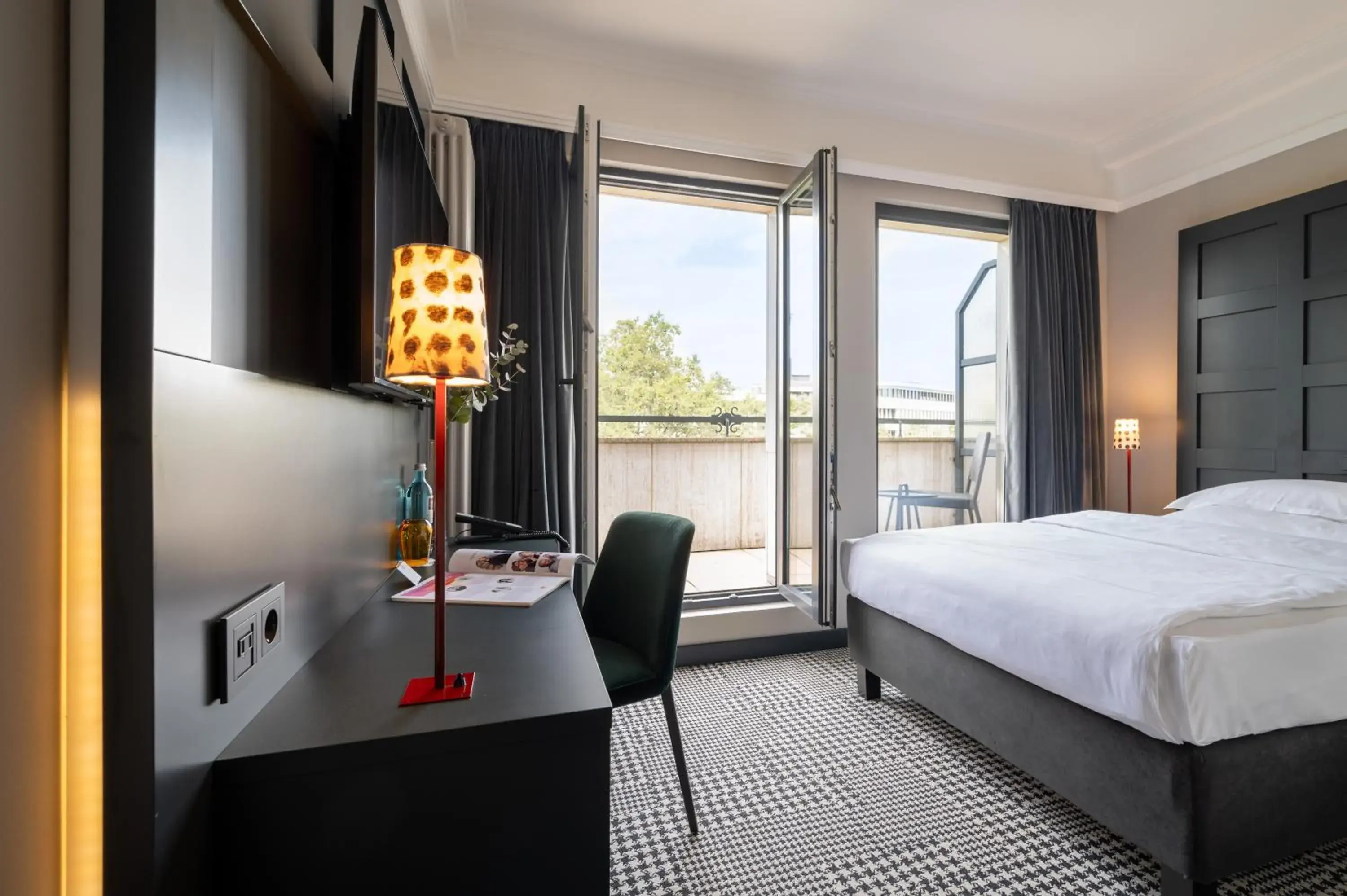 Medium Single Room - single occupancy in The Midtown Hotel Medium Single Room - single occupancy in The Midtown Hotel