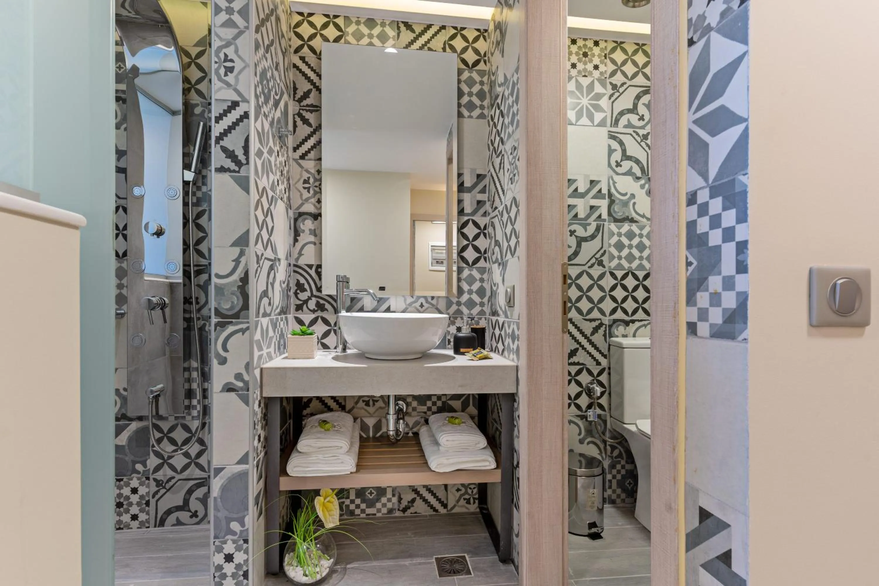 Bathroom in Mitos-Suites