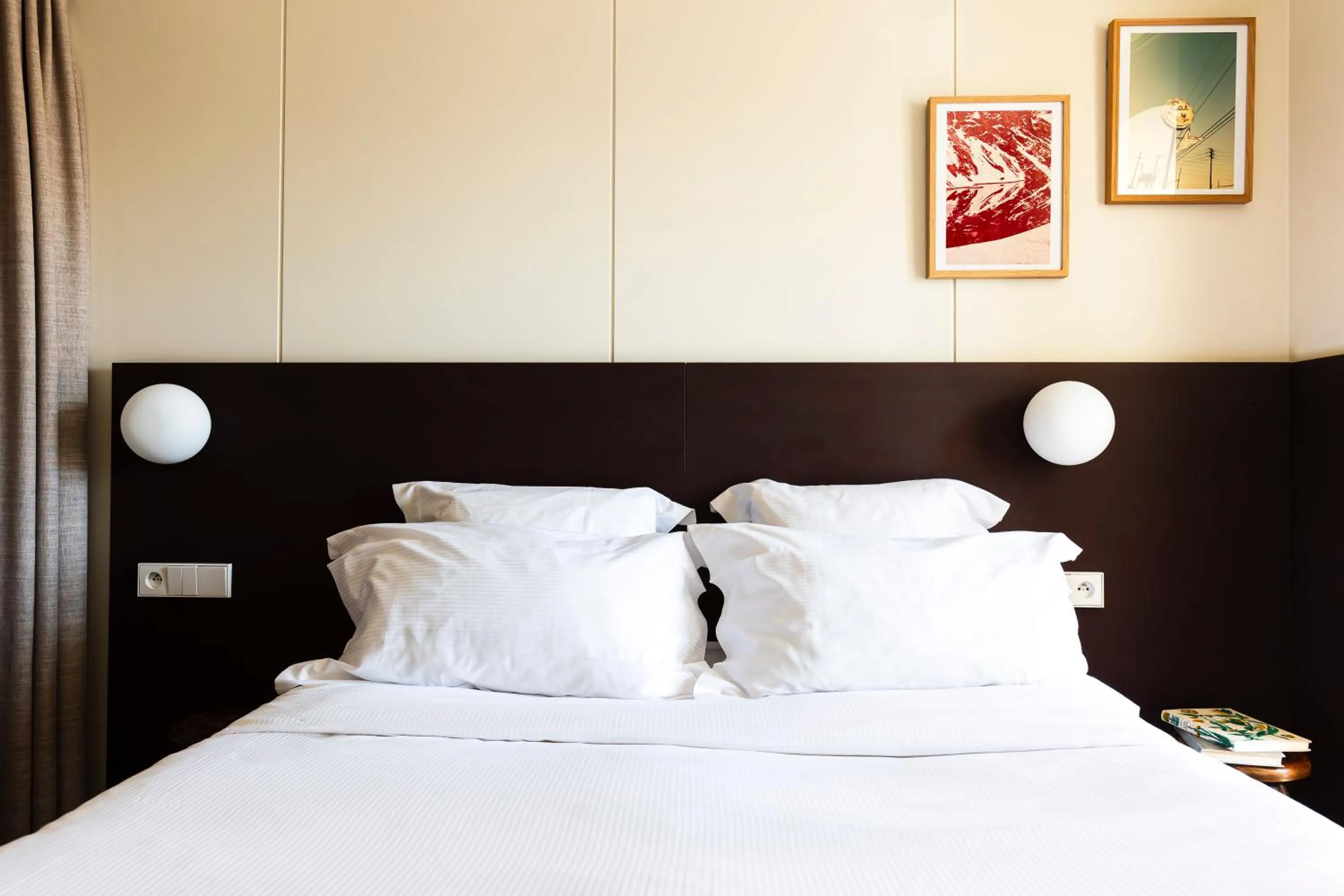 Bed in Hôtel Cabane - Orso Hotels