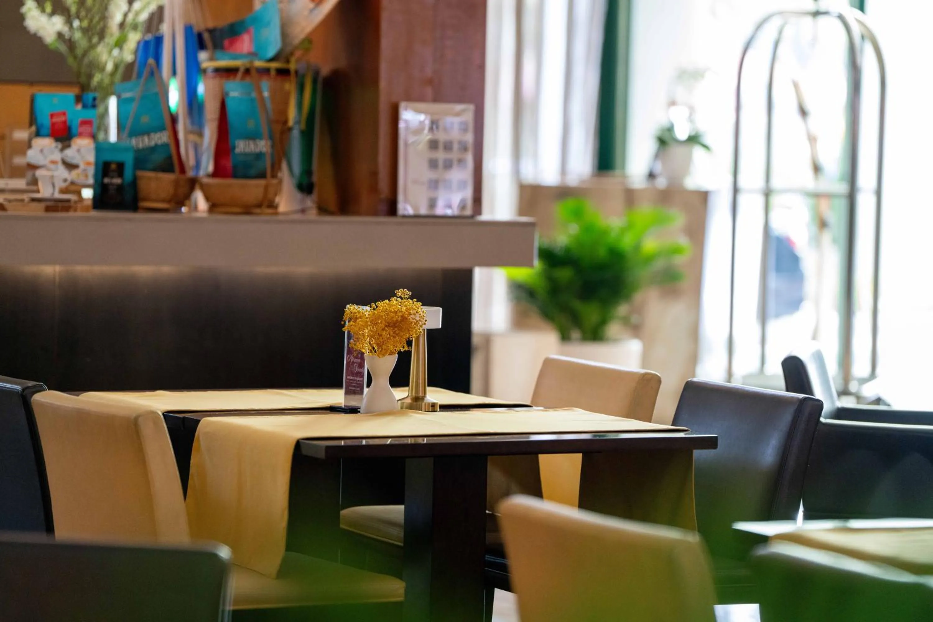 Seating area in Garden Plaza Saigon - Formerly PARKROYAL Saigon