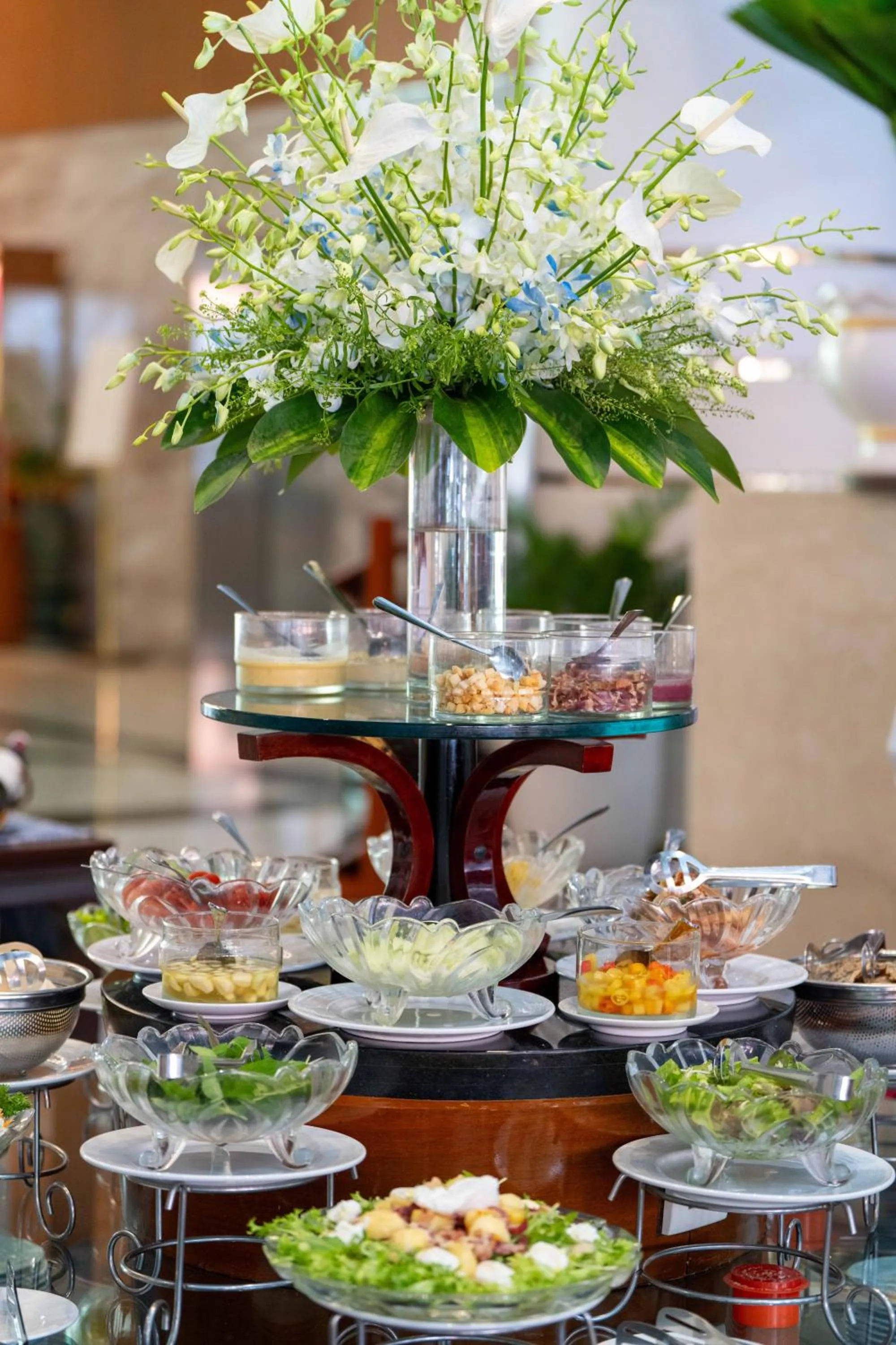 Food in Garden Plaza Saigon - Formerly PARKROYAL Saigon