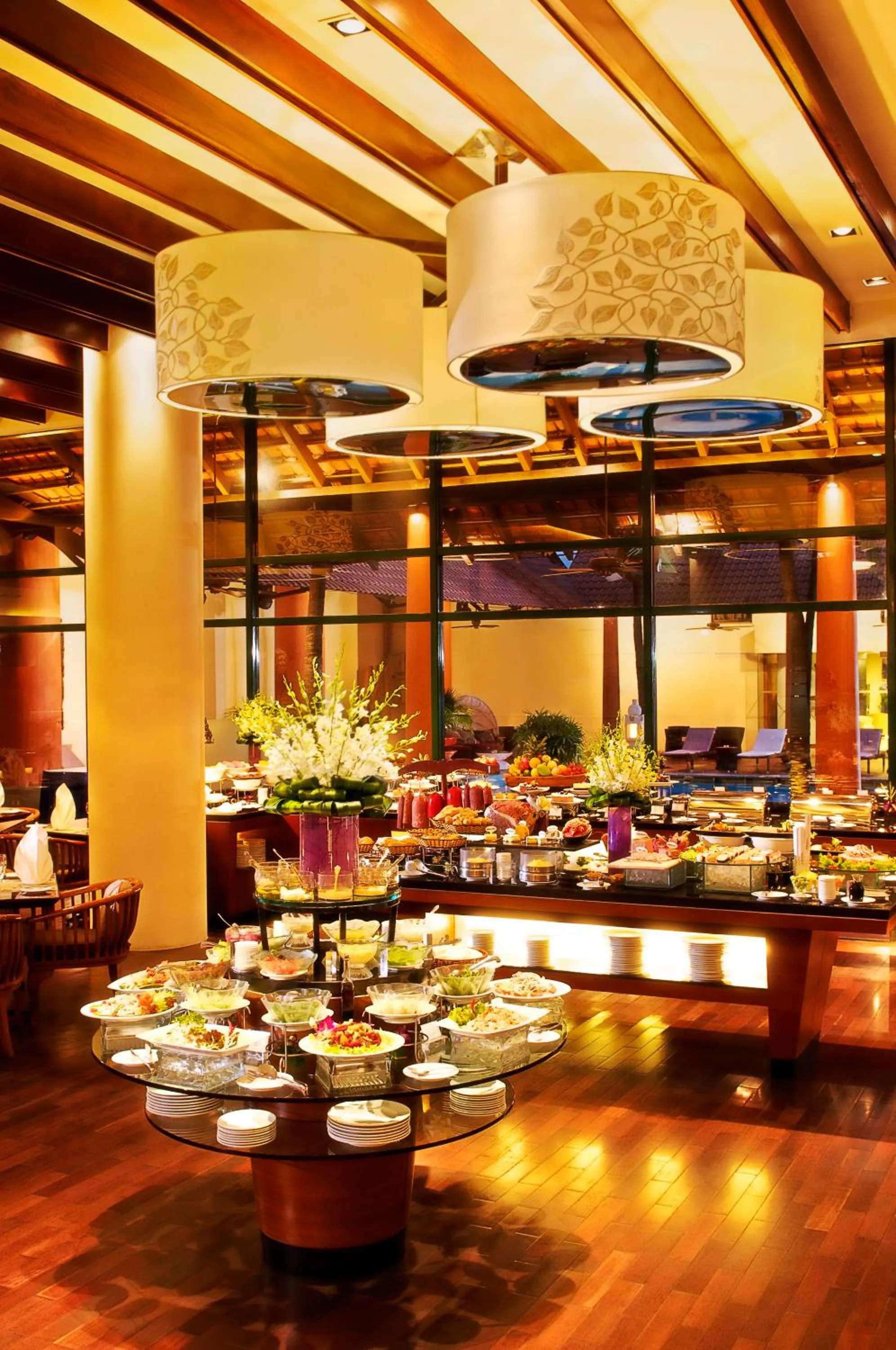 Restaurant/places to eat in PARKROYAL Saigon