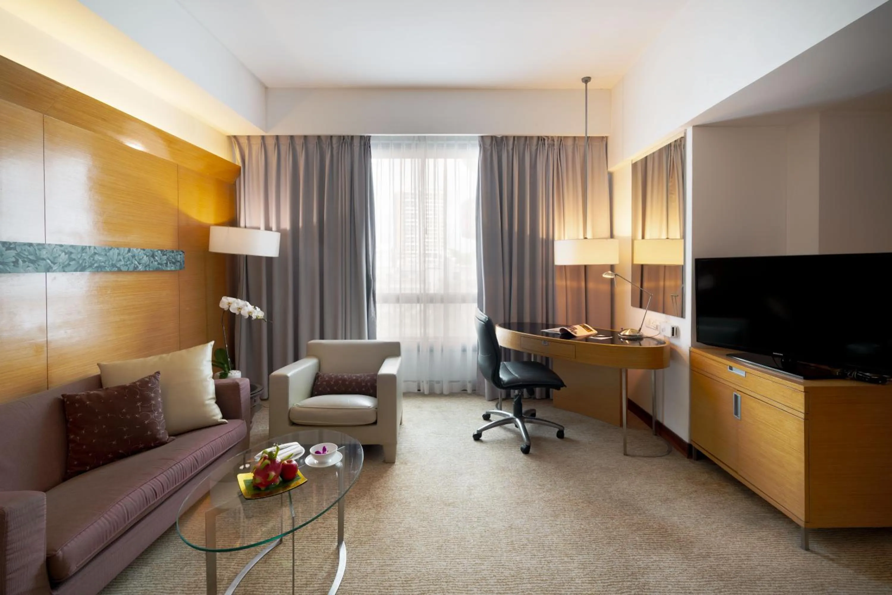 Seating area in Garden Plaza Saigon - Formerly PARKROYAL Saigon