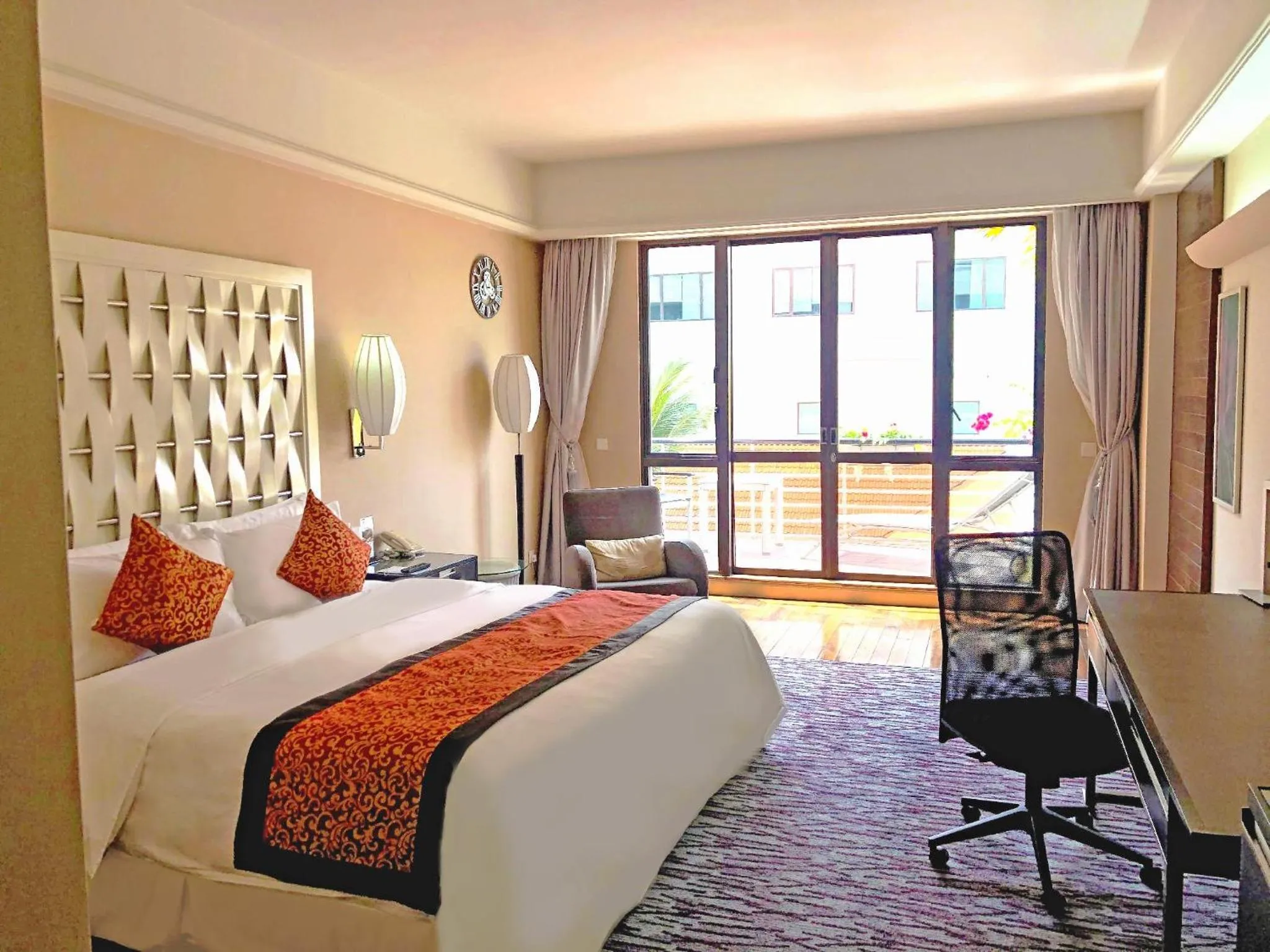 Bedroom, Bed in Garden Plaza Saigon - Formerly PARKROYAL Saigon