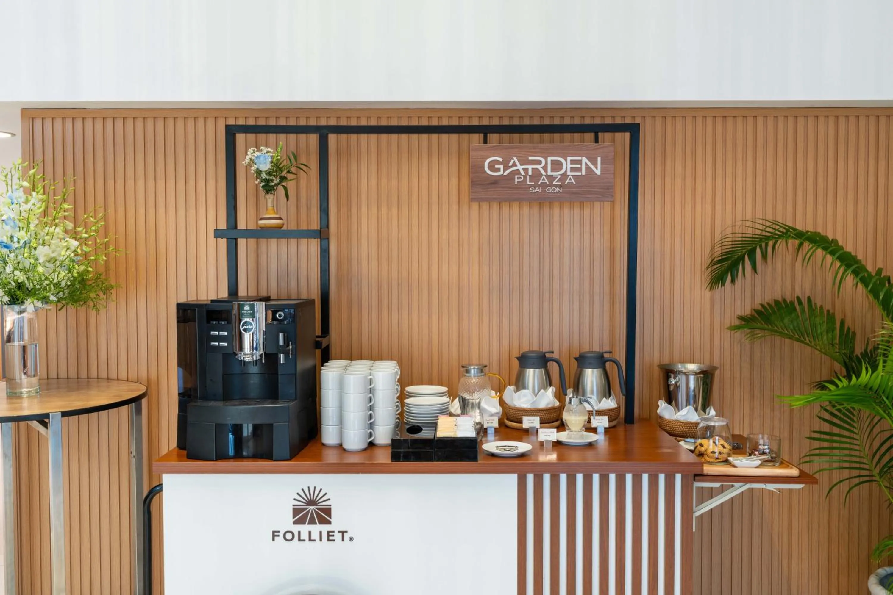 Coffee/tea facilities in Garden Plaza Saigon - Formerly PARKROYAL Saigon