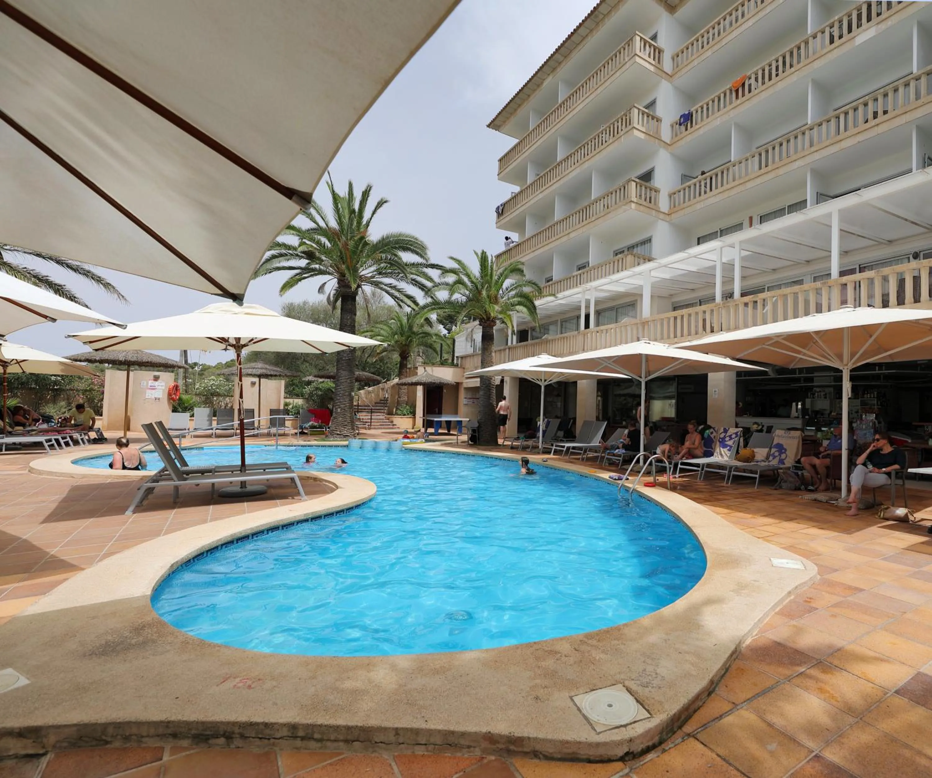 Property building in Hotel Apartamentos Cala Santanyi