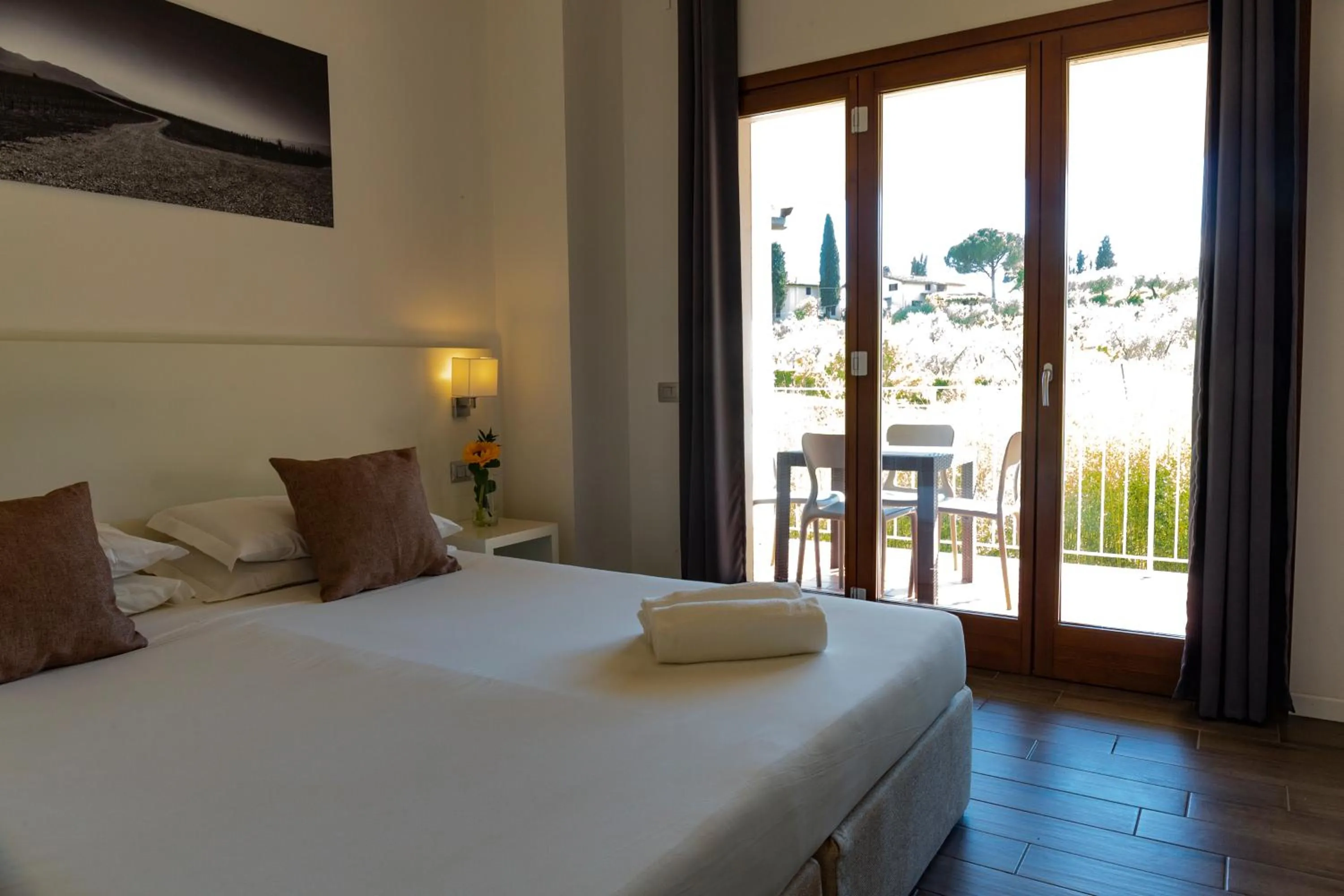 Bed in The Florence Hills Resort & Wellness