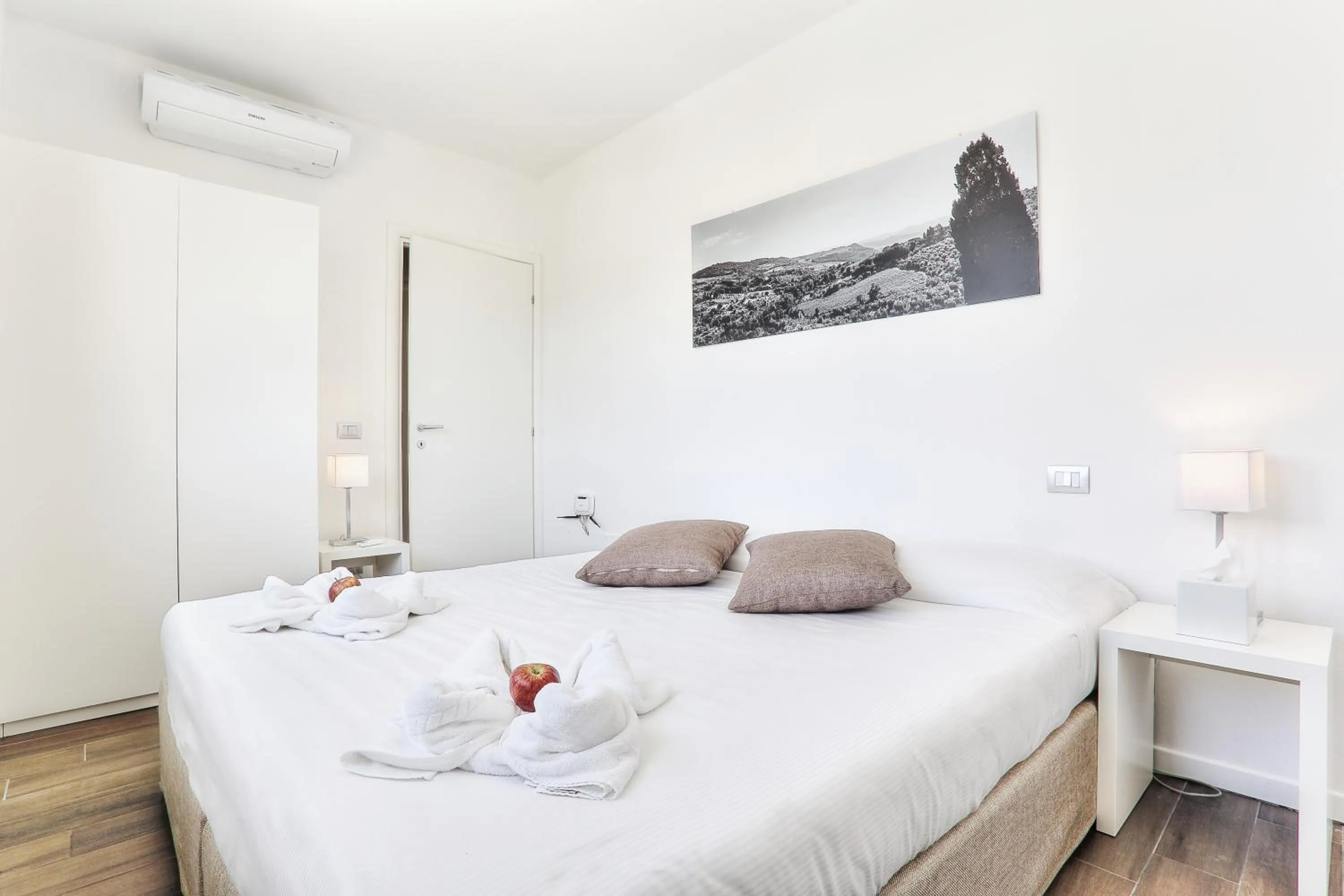 Bed in The Florence Hills Resort & Wellness