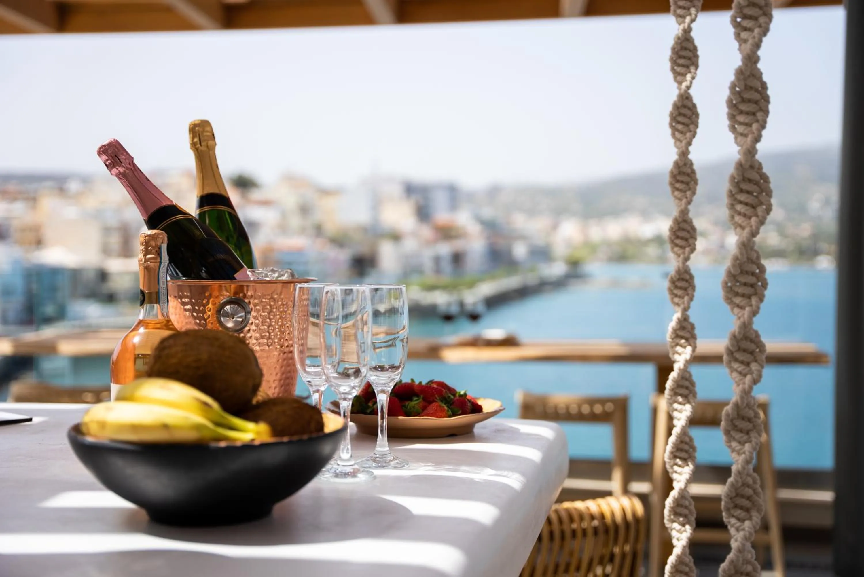 Food and drinks in Casa Porto Boutique Hotel - Adults only