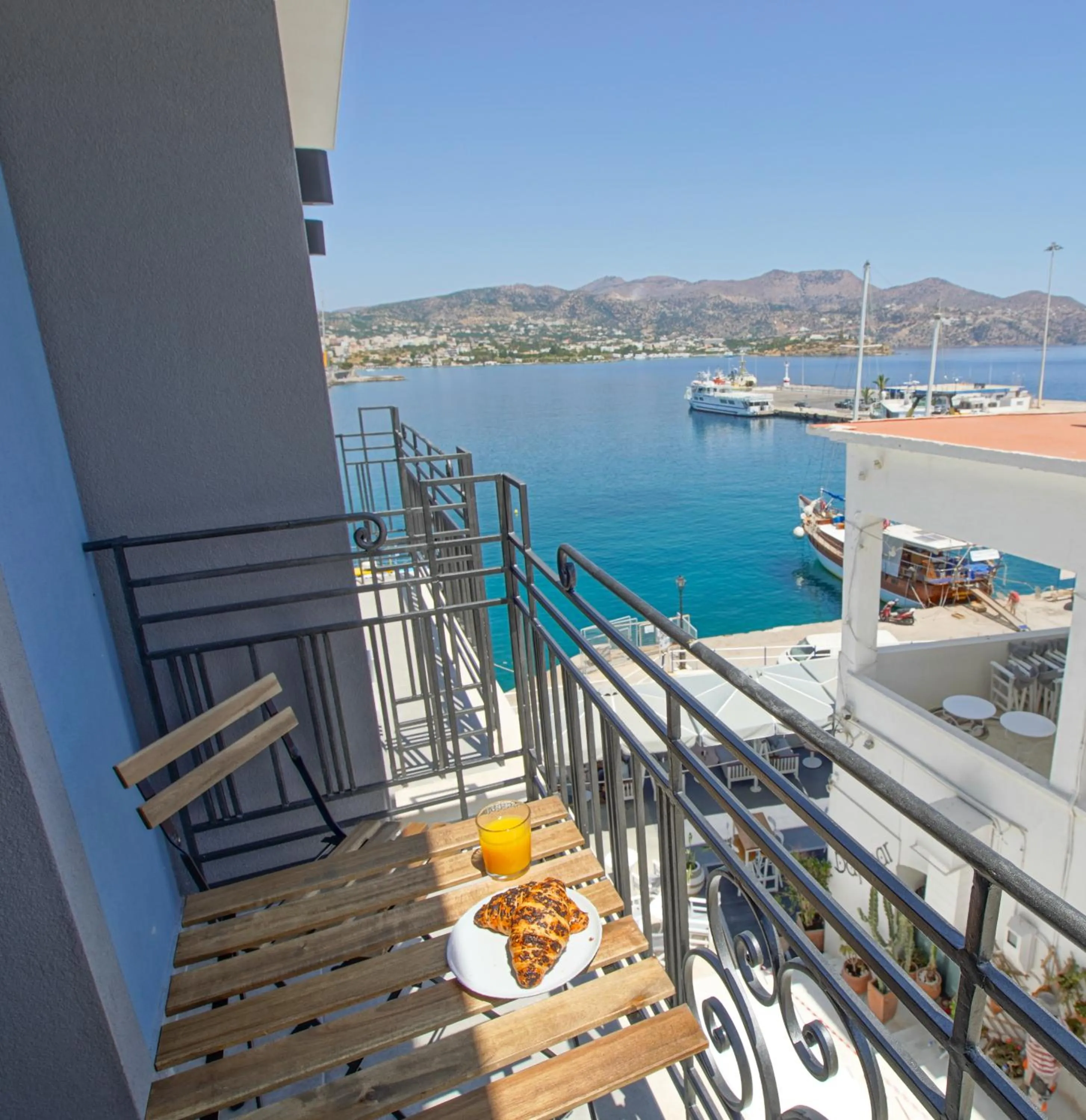 Double or Twin Room with Partial Sea View in Casa Porto Boutique Hotel - Adults only