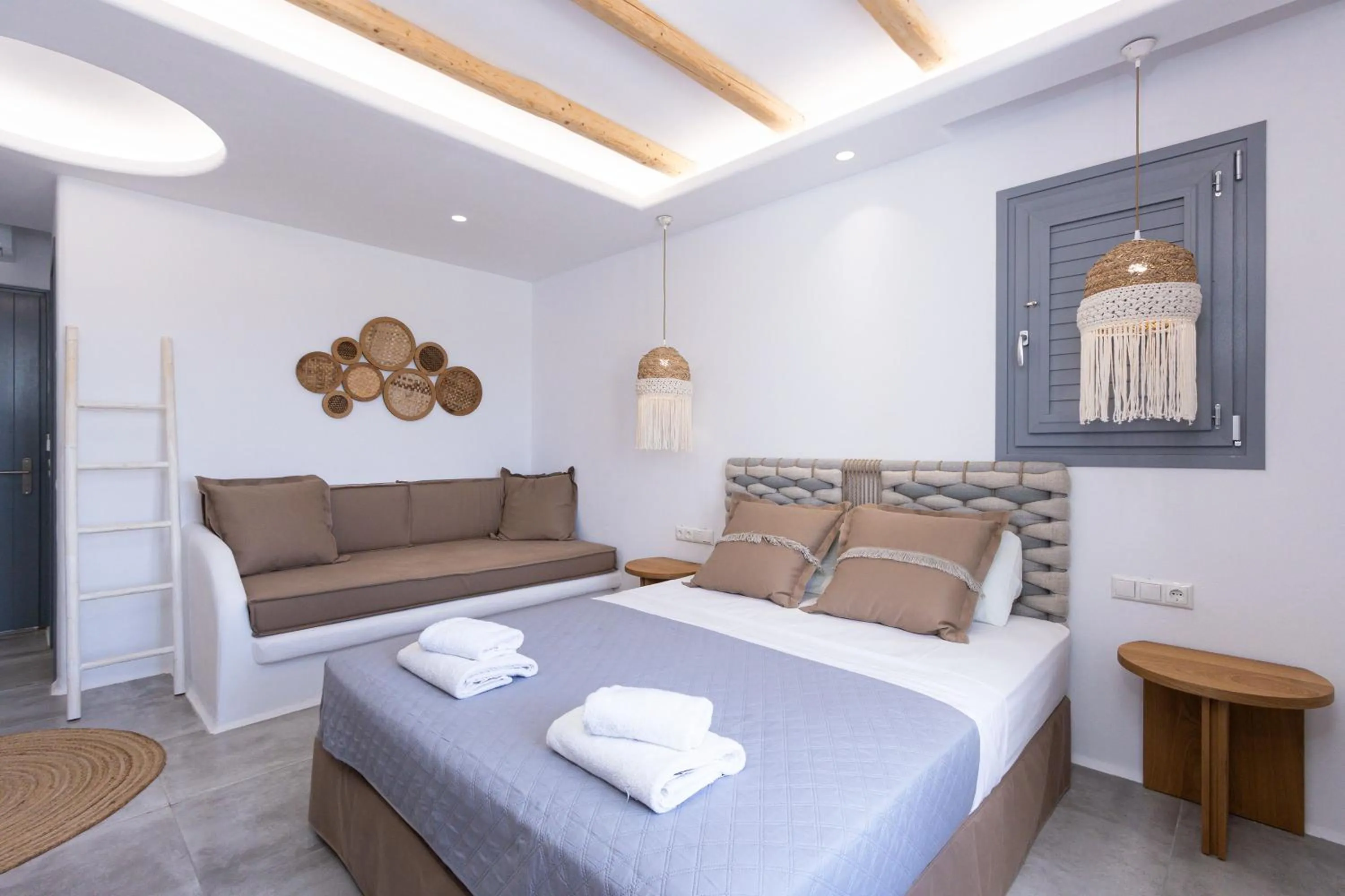 Bed in verykokkos collection suites mikri vigla