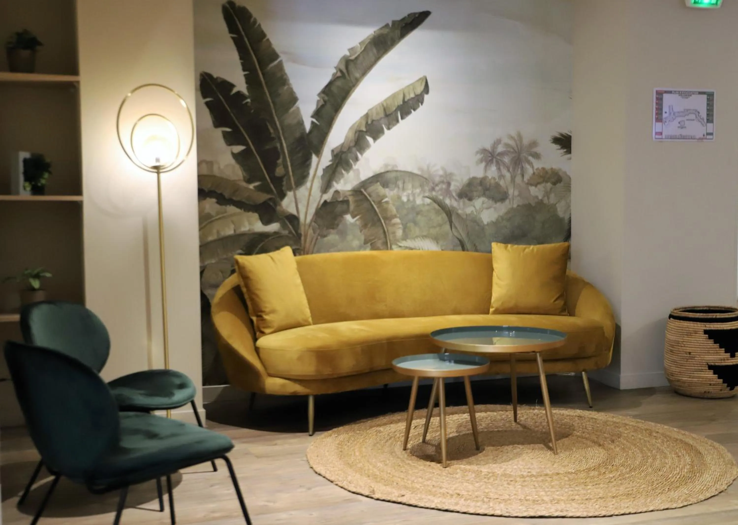 Lobby or reception in SOWELL Family Hôtel Port Grimaud