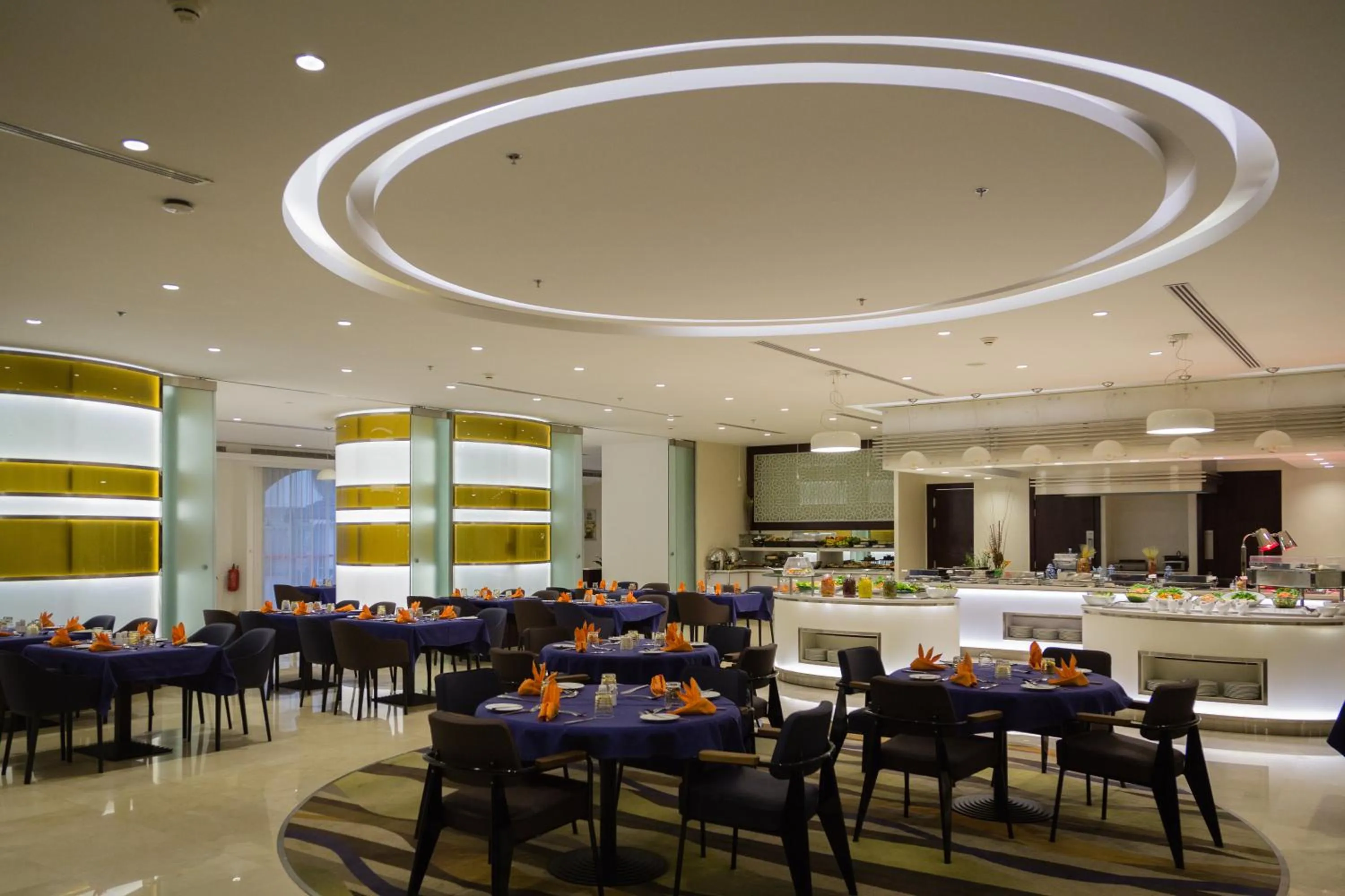 Restaurant/places to eat in Holiday Inn Yanbu by IHG
