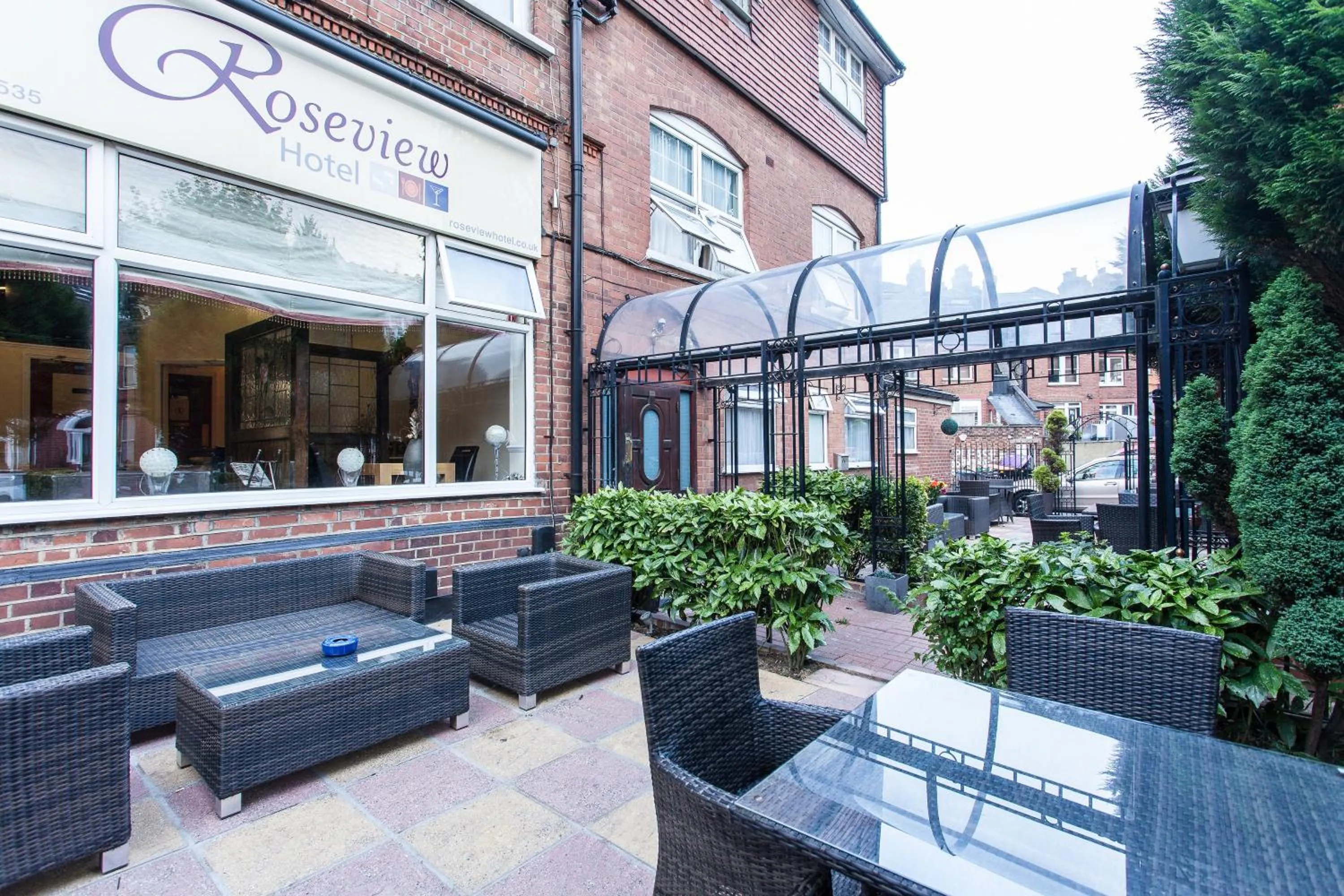 Garden in Roseview Alexandra Palace Hotel