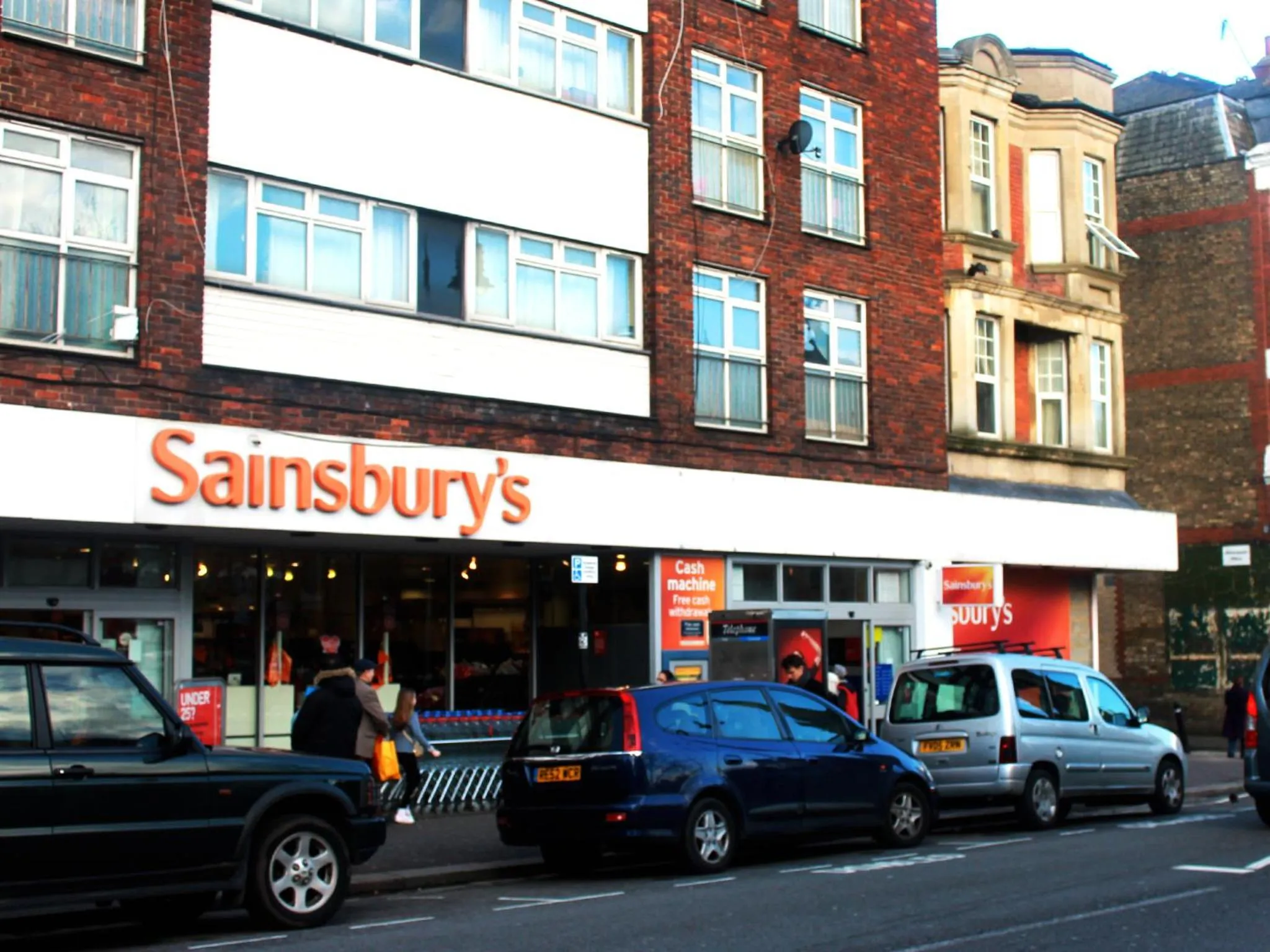 Restaurant/places to eat in Roseview Alexandra Palace Hotel