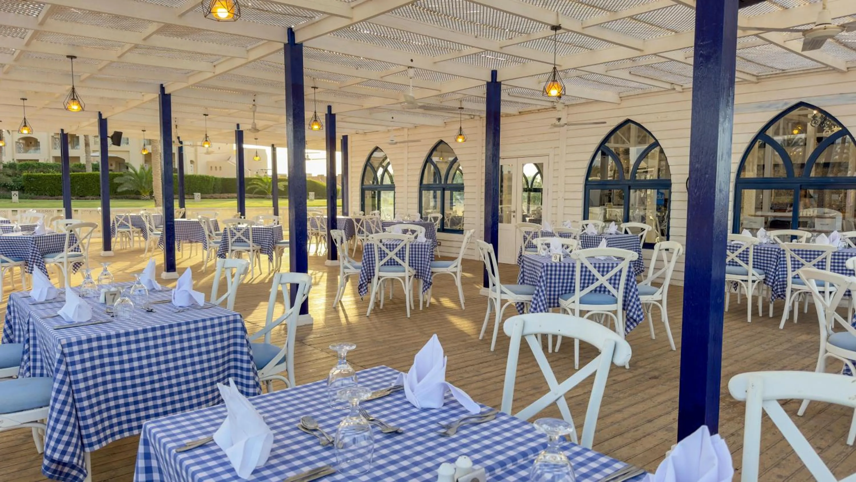 Restaurant/places to eat in Sataya Resort Marsa Alam