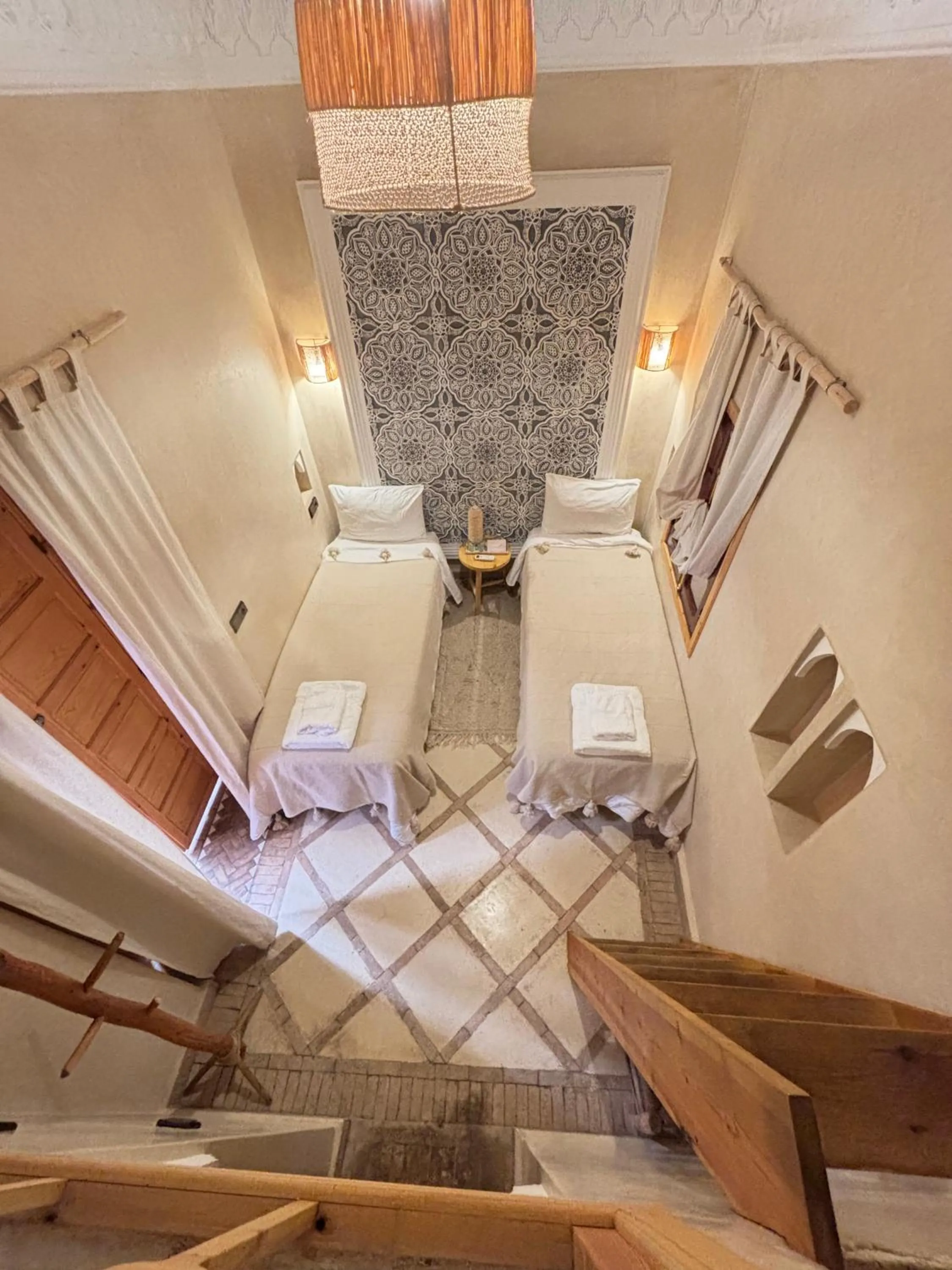 Property building in Riad Minami