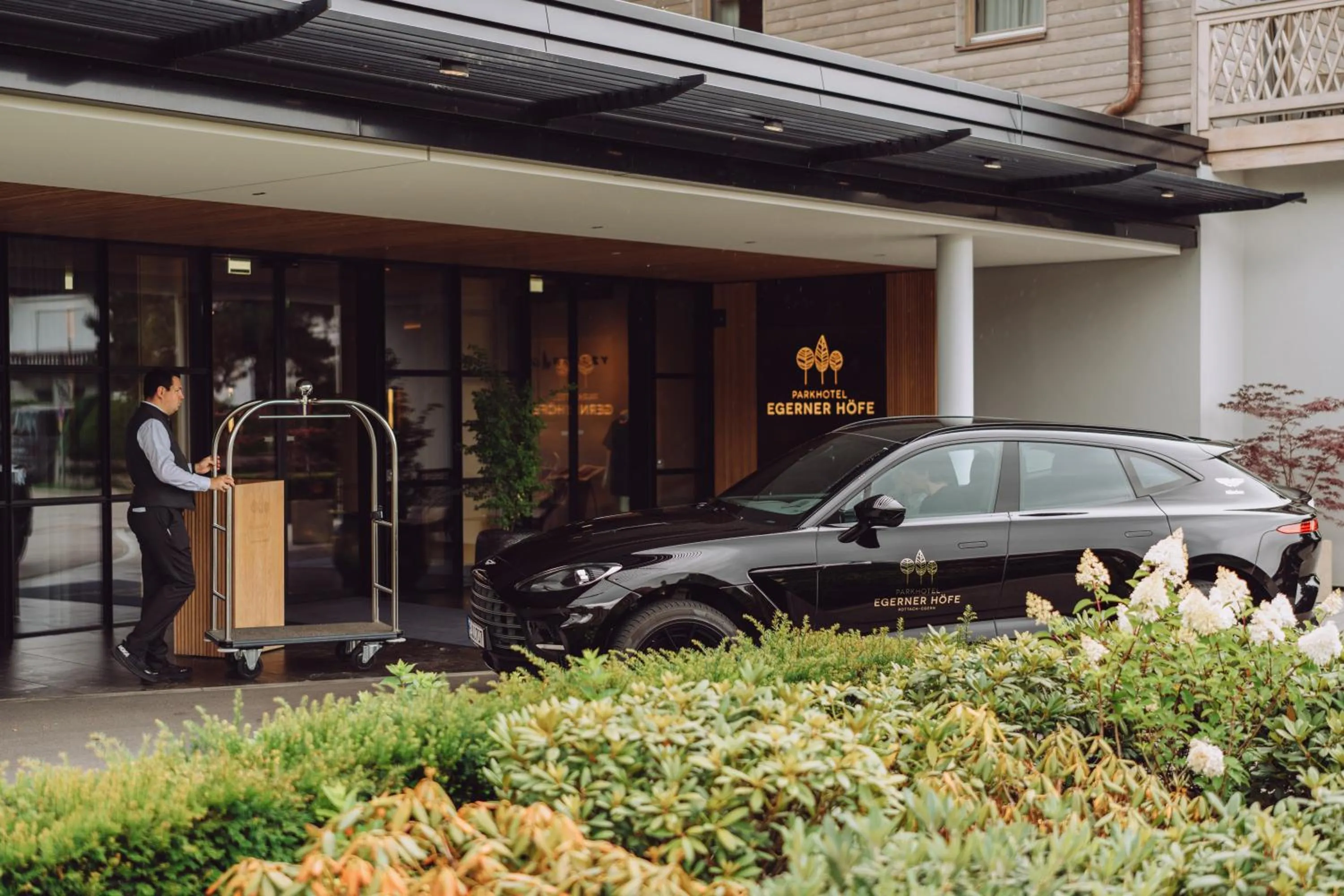 Facade/entrance in Parkhotel Egerner Höfe