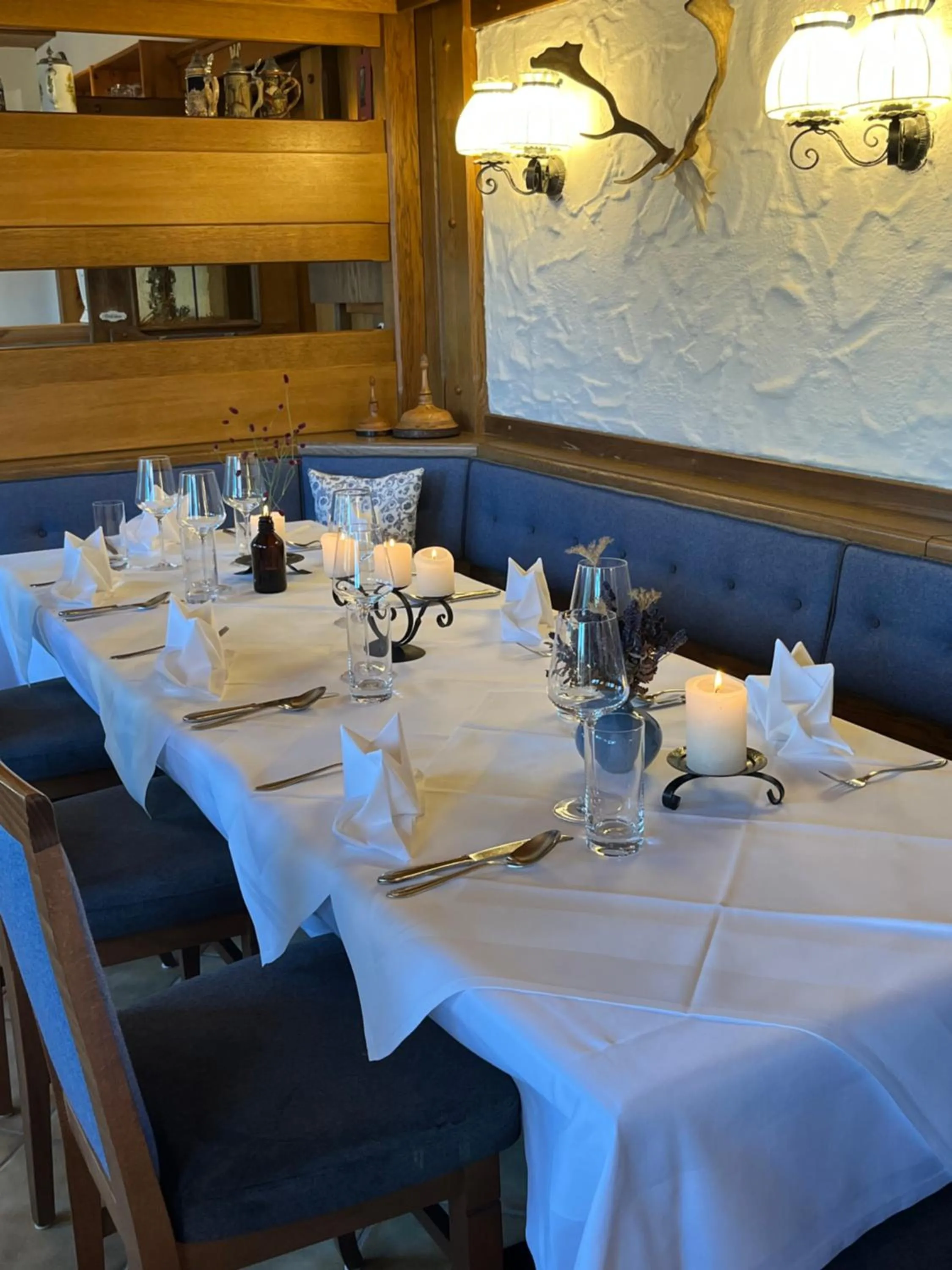 Restaurant/places to eat in Appartements-Restaurant Schwaiger