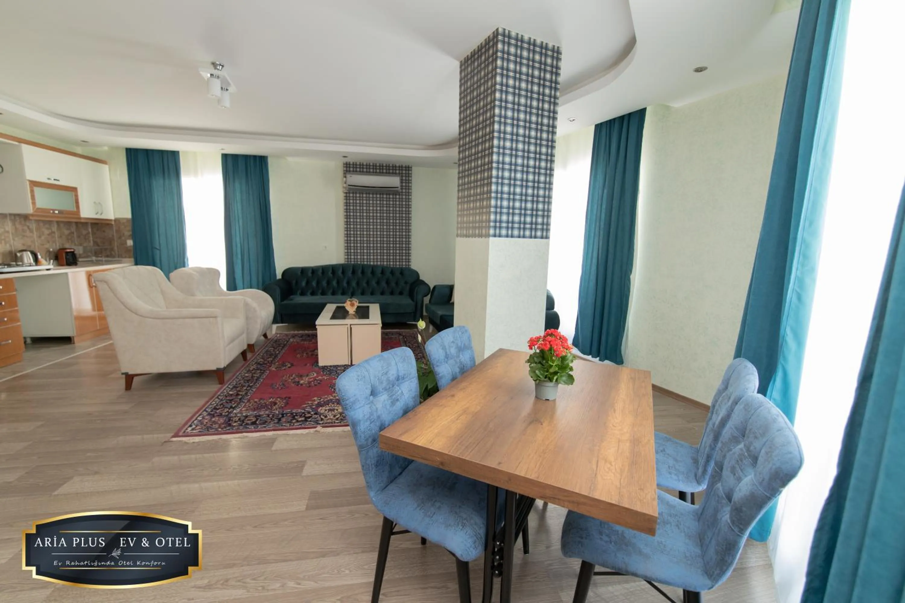 Dining area in aria plus ev otel