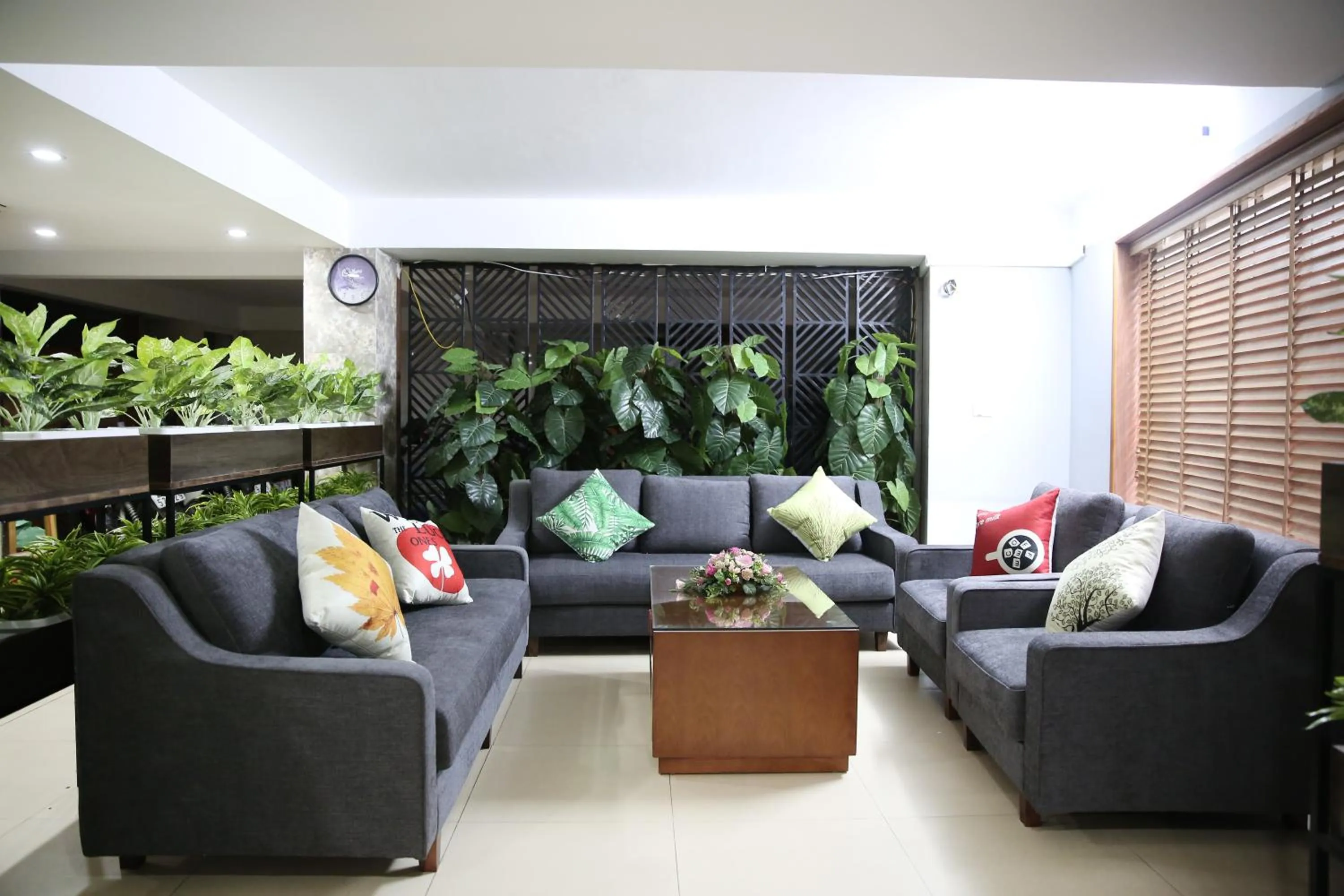 Communal lounge/ TV room in V-Studio Apartment 2